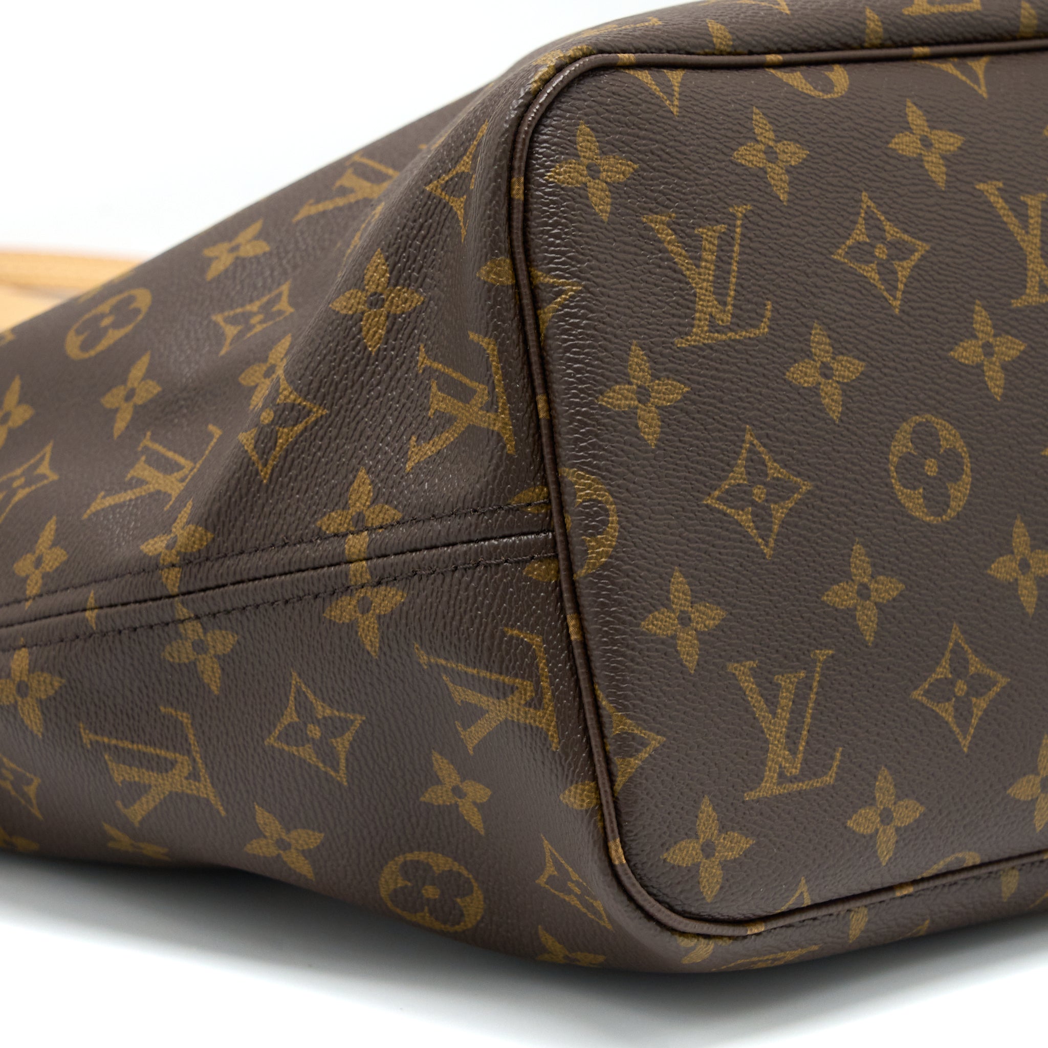 louis-vuitton-neverfull-mm-monogram-canvas-ghw-new-version