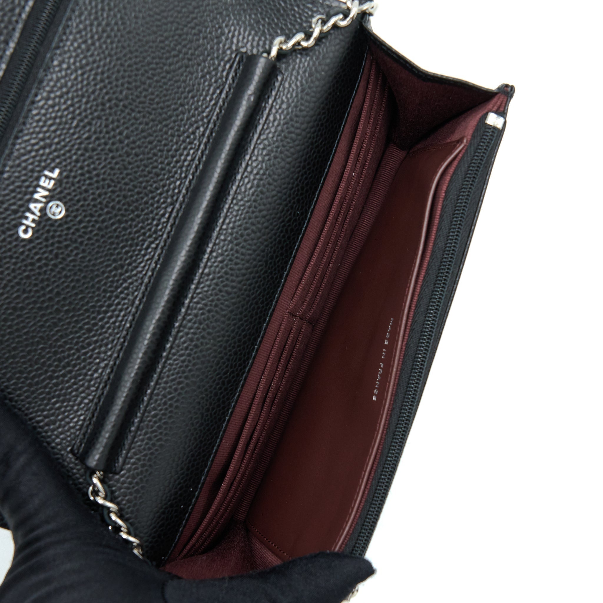 chanel-classic-wallet-on-chain-caviar-black-shw-microchip-2