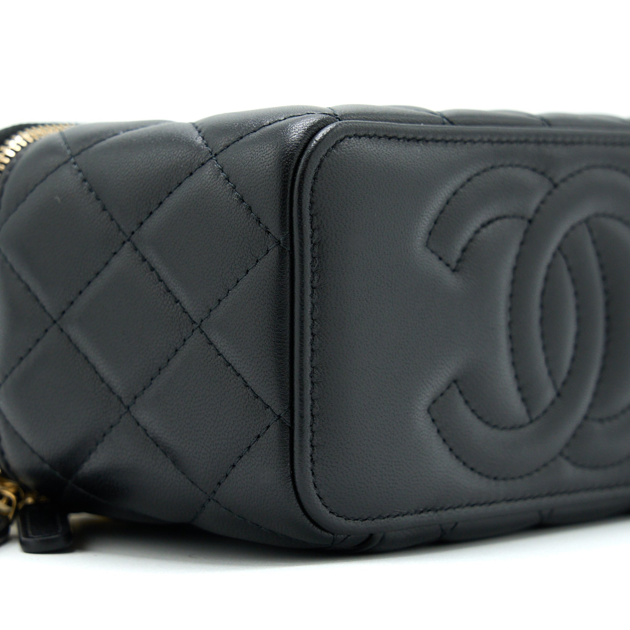 chanel-22s-pearl-crush-long-vanity-with-chain-lambskin-black-ghw-3