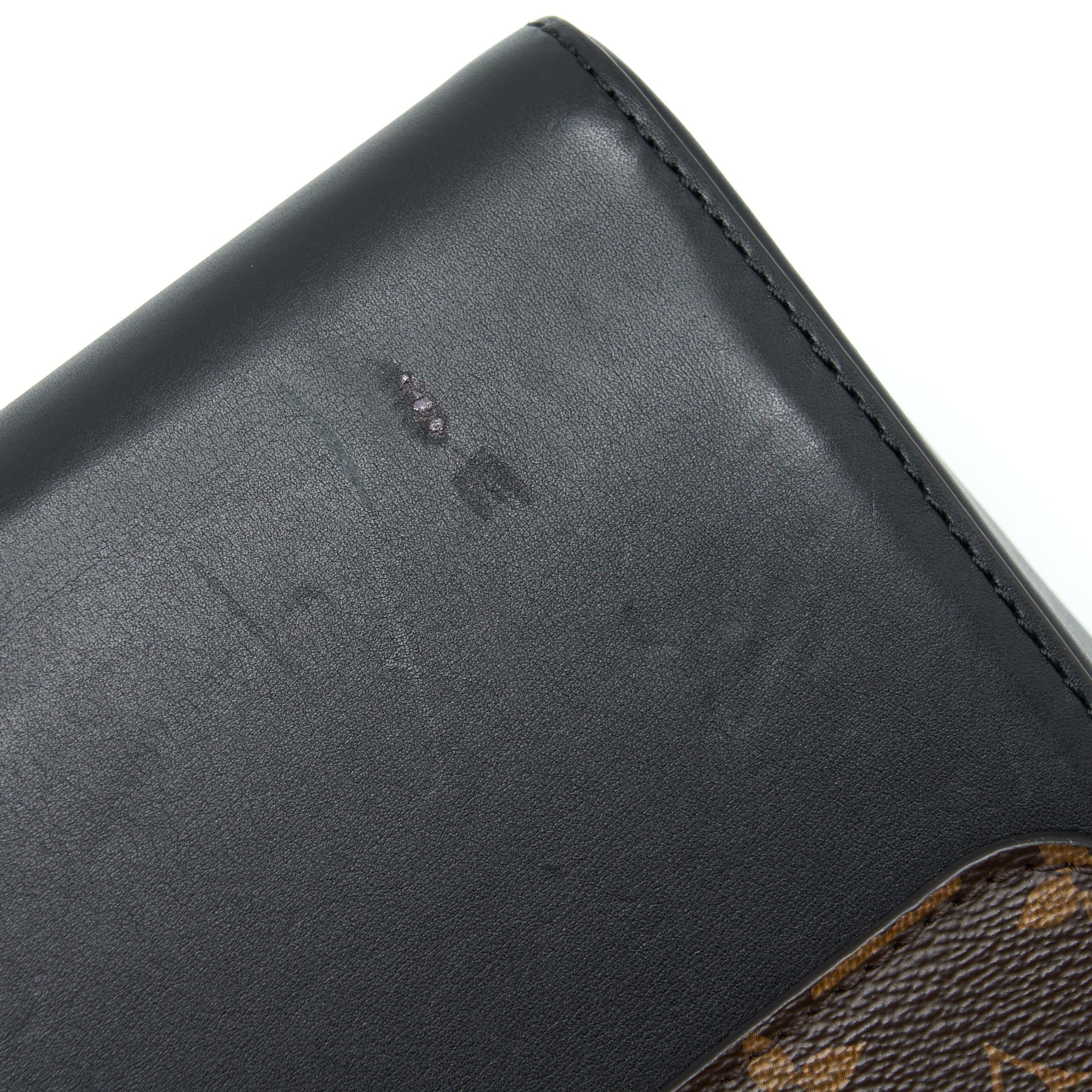 louis-vuitton-twist-mm-monogram-canvas-multicolor-ghw