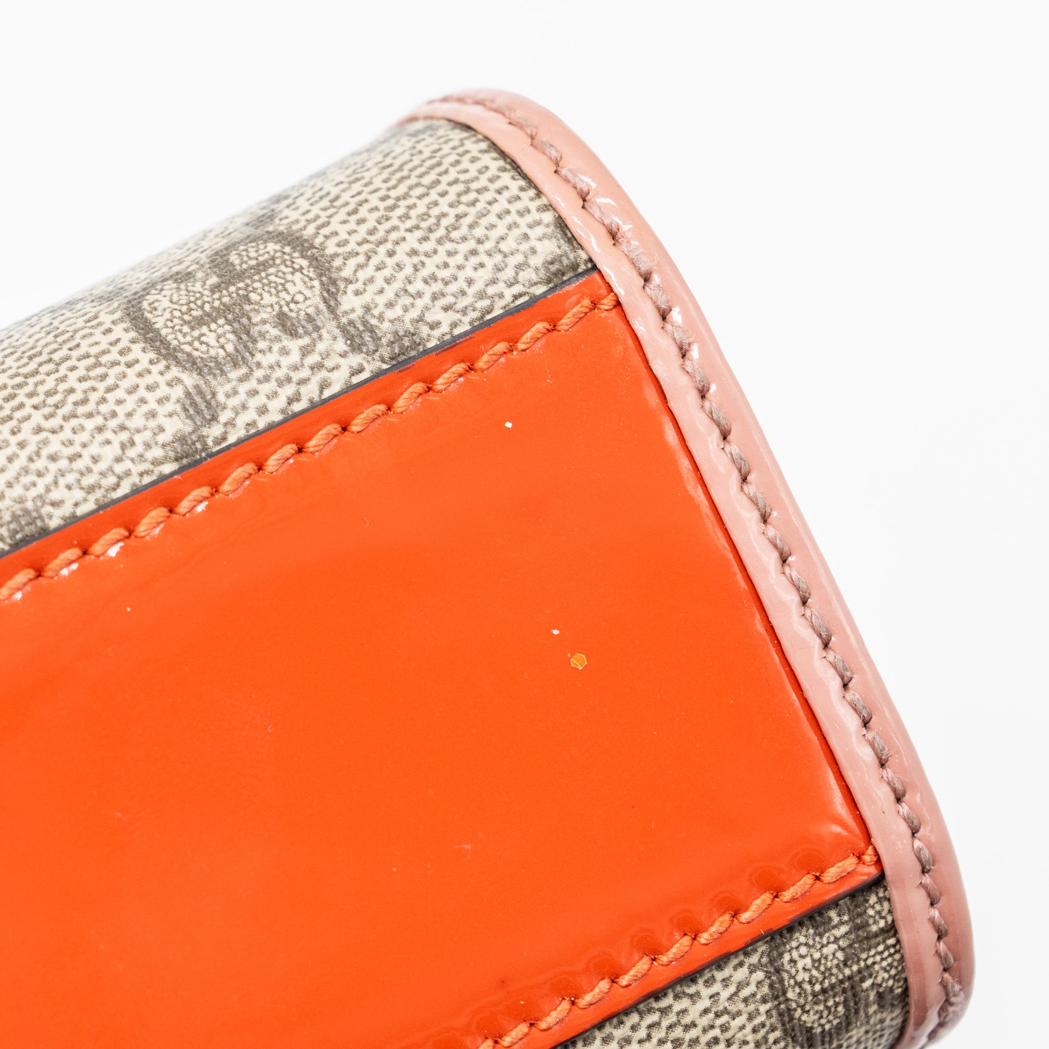 gucci-padlock-crossbody-bag-canvas-patent-leather-multicolor-ghw