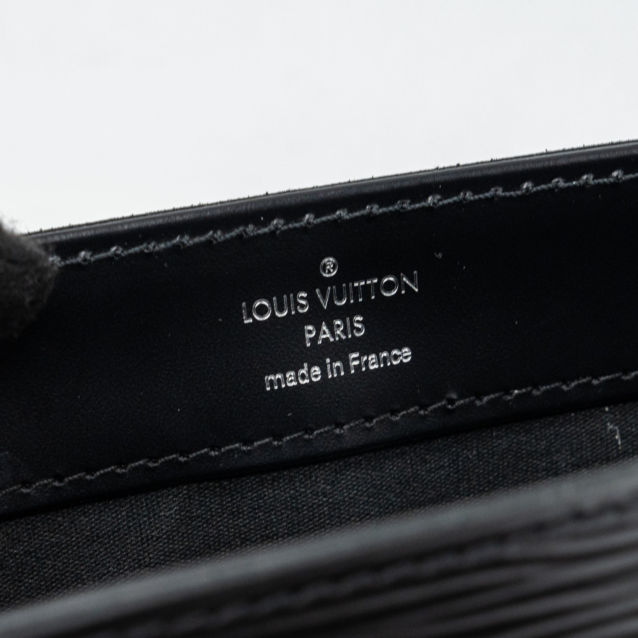 louis-vuitton-bagatelle-pm-epi-leather-black-shw
