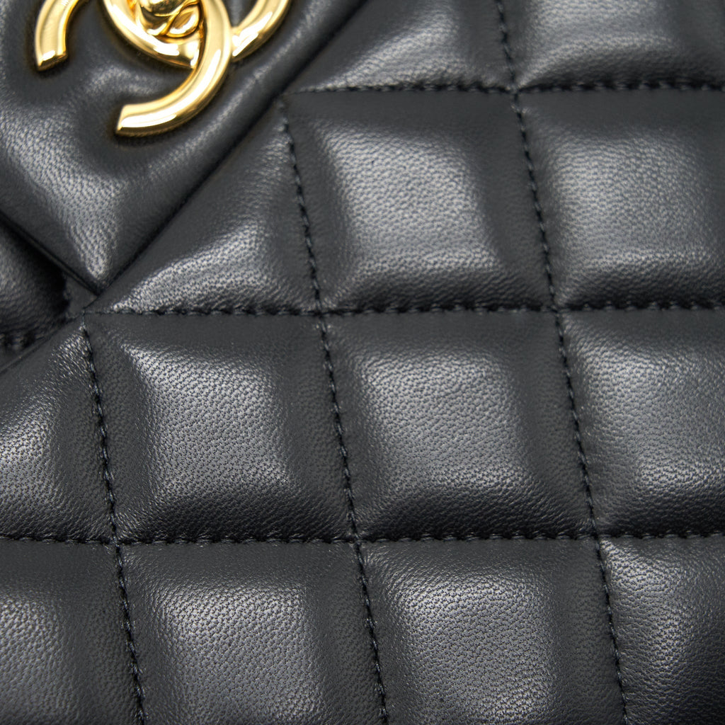 chanel-classic-double-flap-jumbo-bag-lambskin-black-ghw