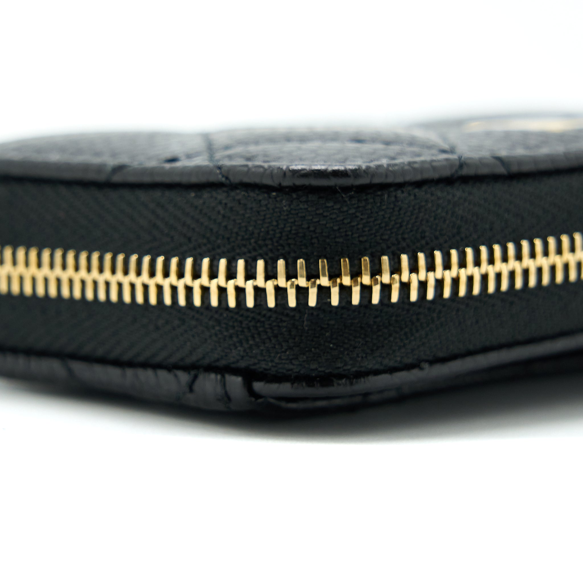 chanel-zip-small-card-holder-caviar-black-ghw
