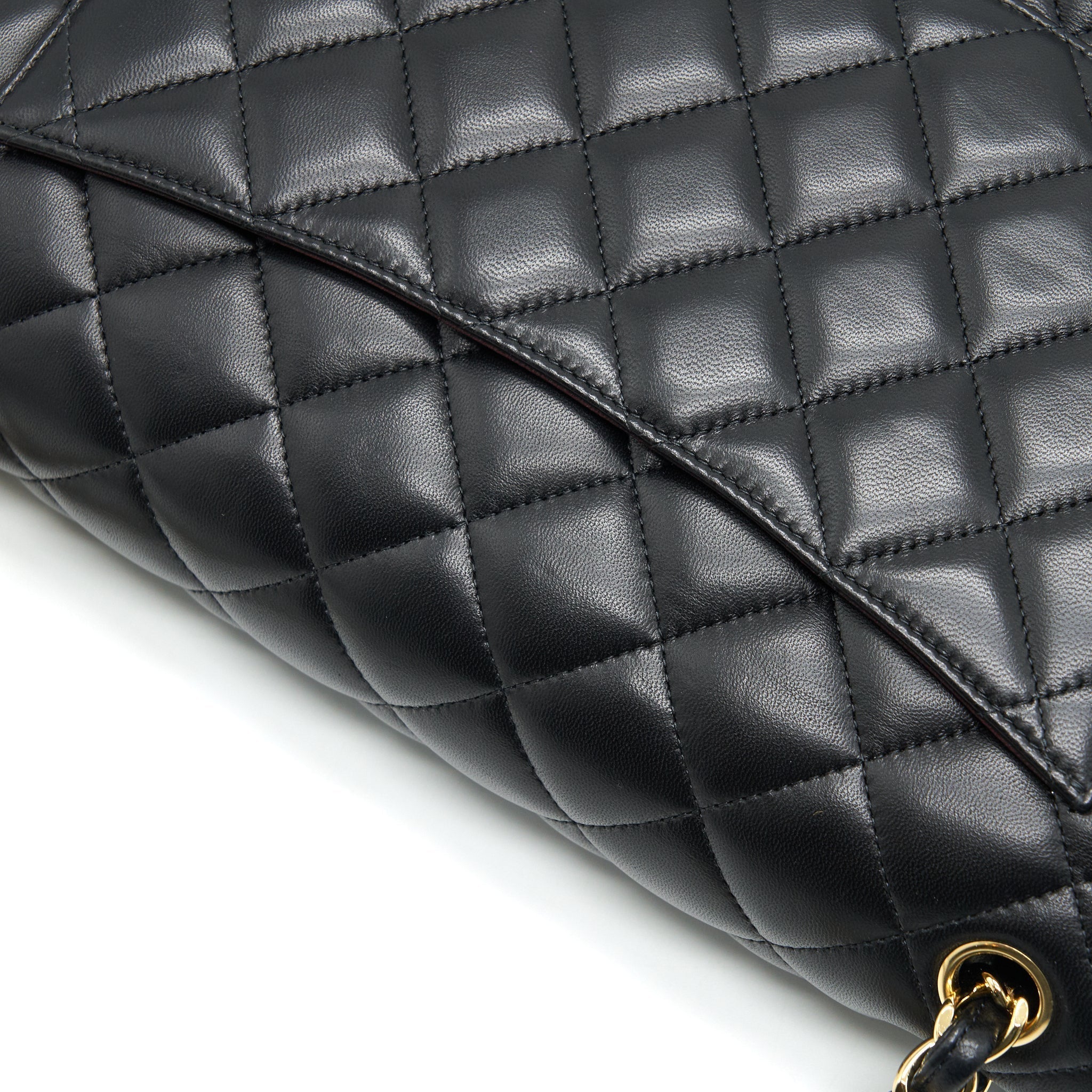 chanel-classic-double-flap-jumbo-bag-lambskin-black-ghw