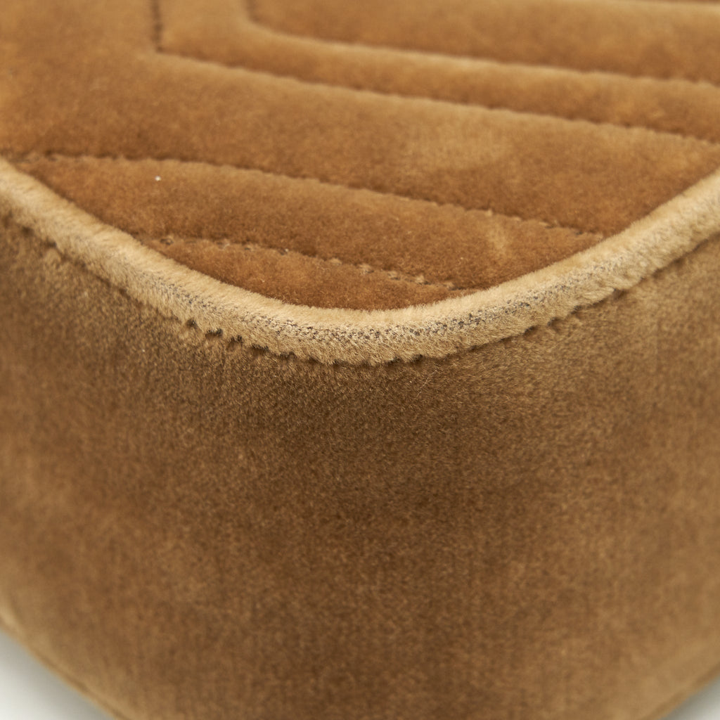 gucci-gg-marmont-camera-bag-velvet-gold-tan-ghw
