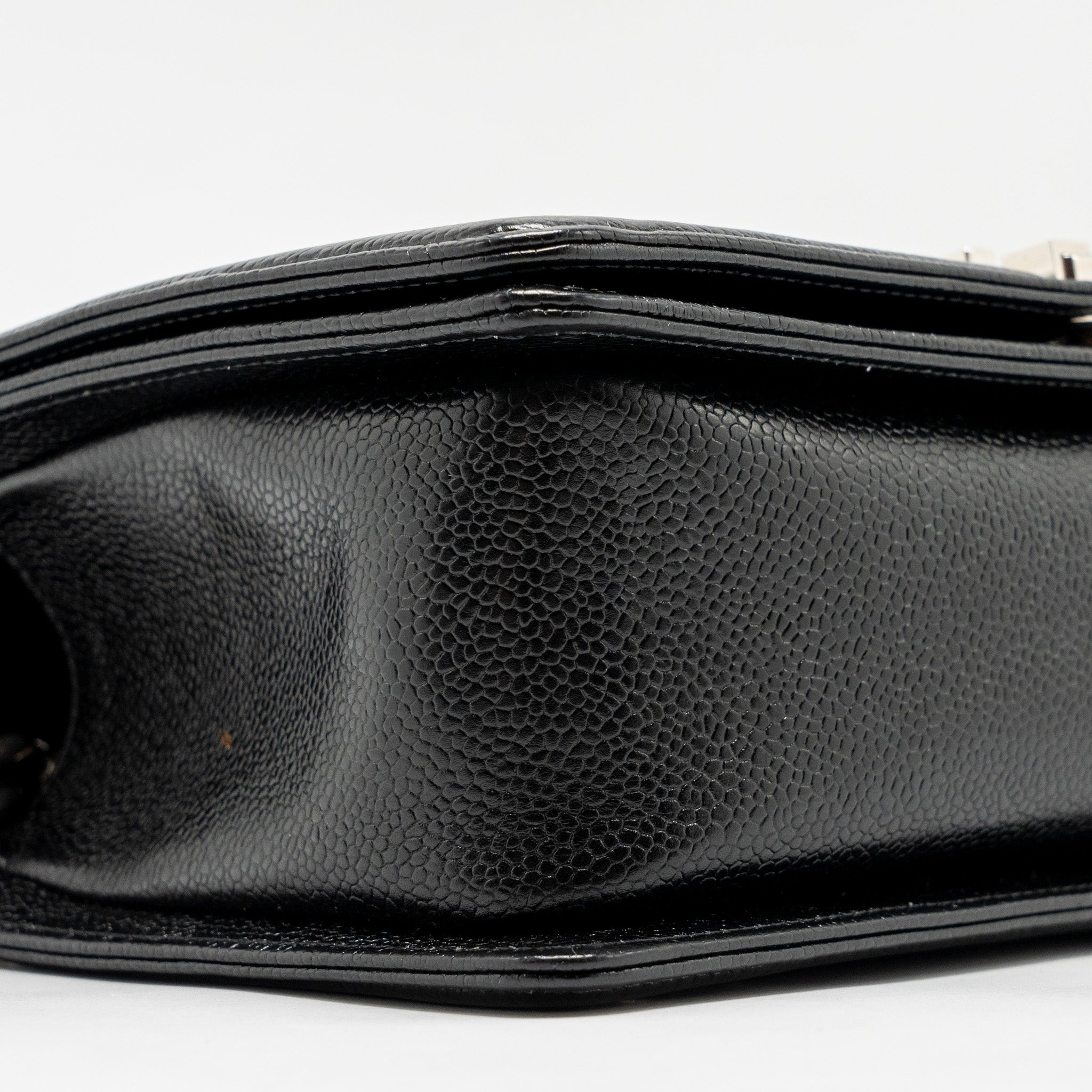 chanel-chevron-medium-boy-bag-caviar-black-shw