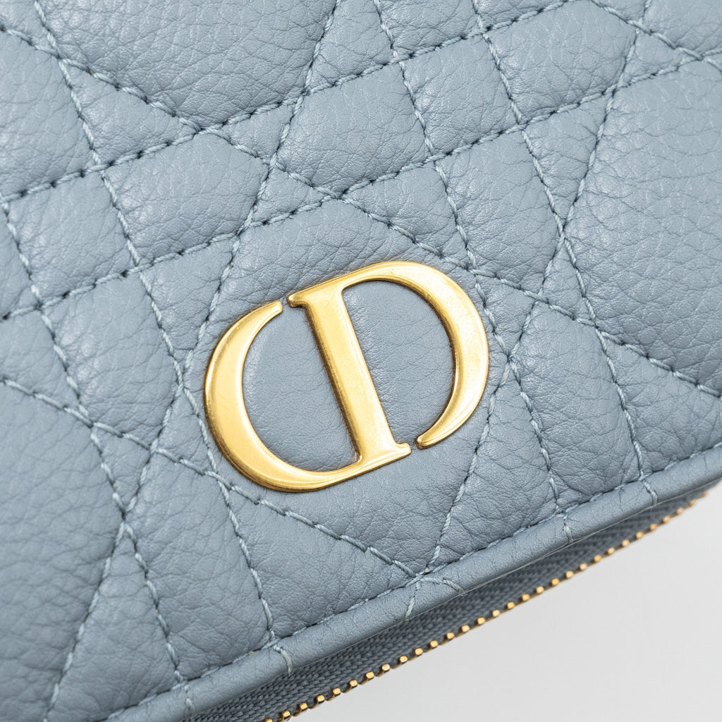 dior-caro-scarlet-zipped-wallet-cannage-calfskin-cloud-blue-ghw