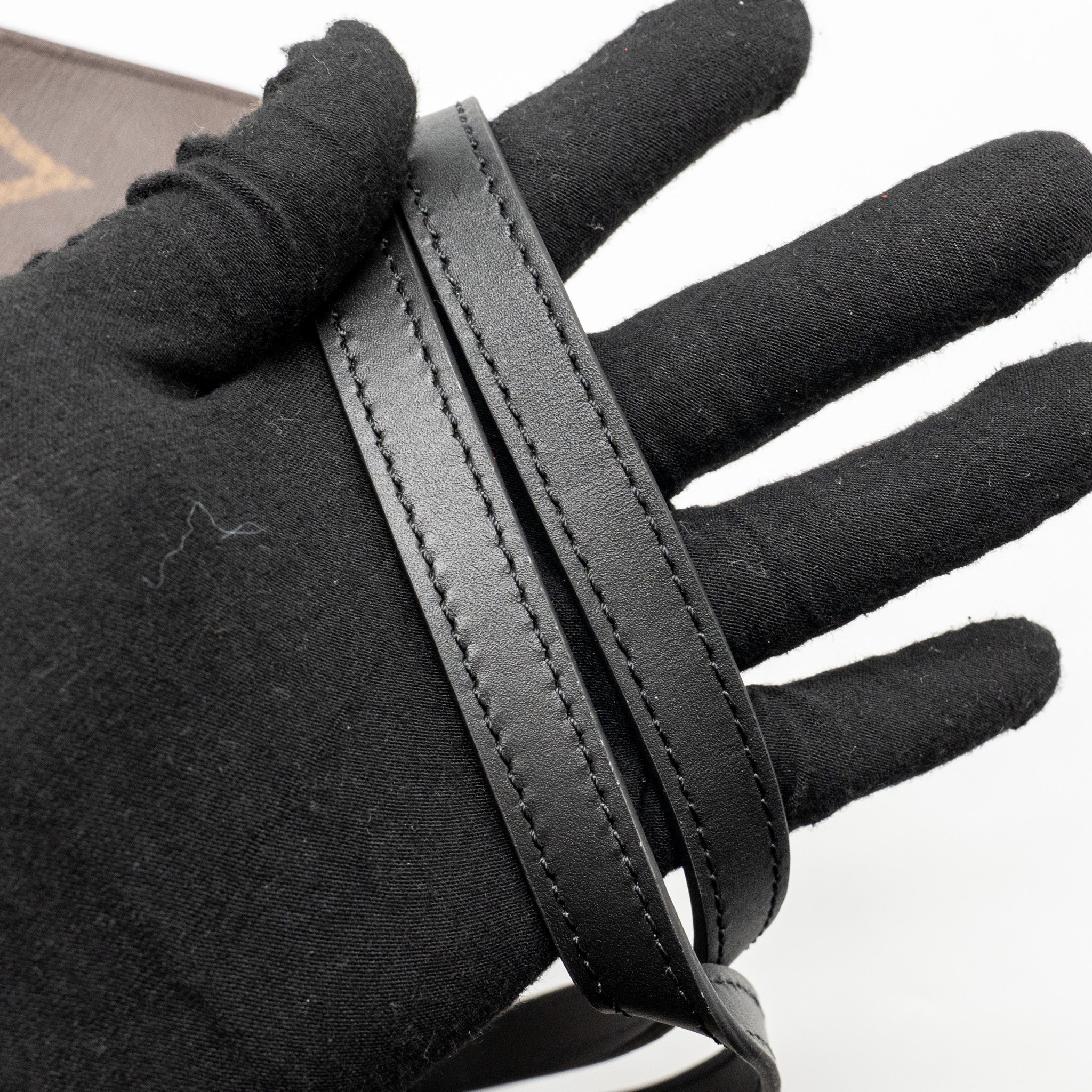 louis-vuitton-onthego-mm-monogram-reverse-canvas-ghw-1