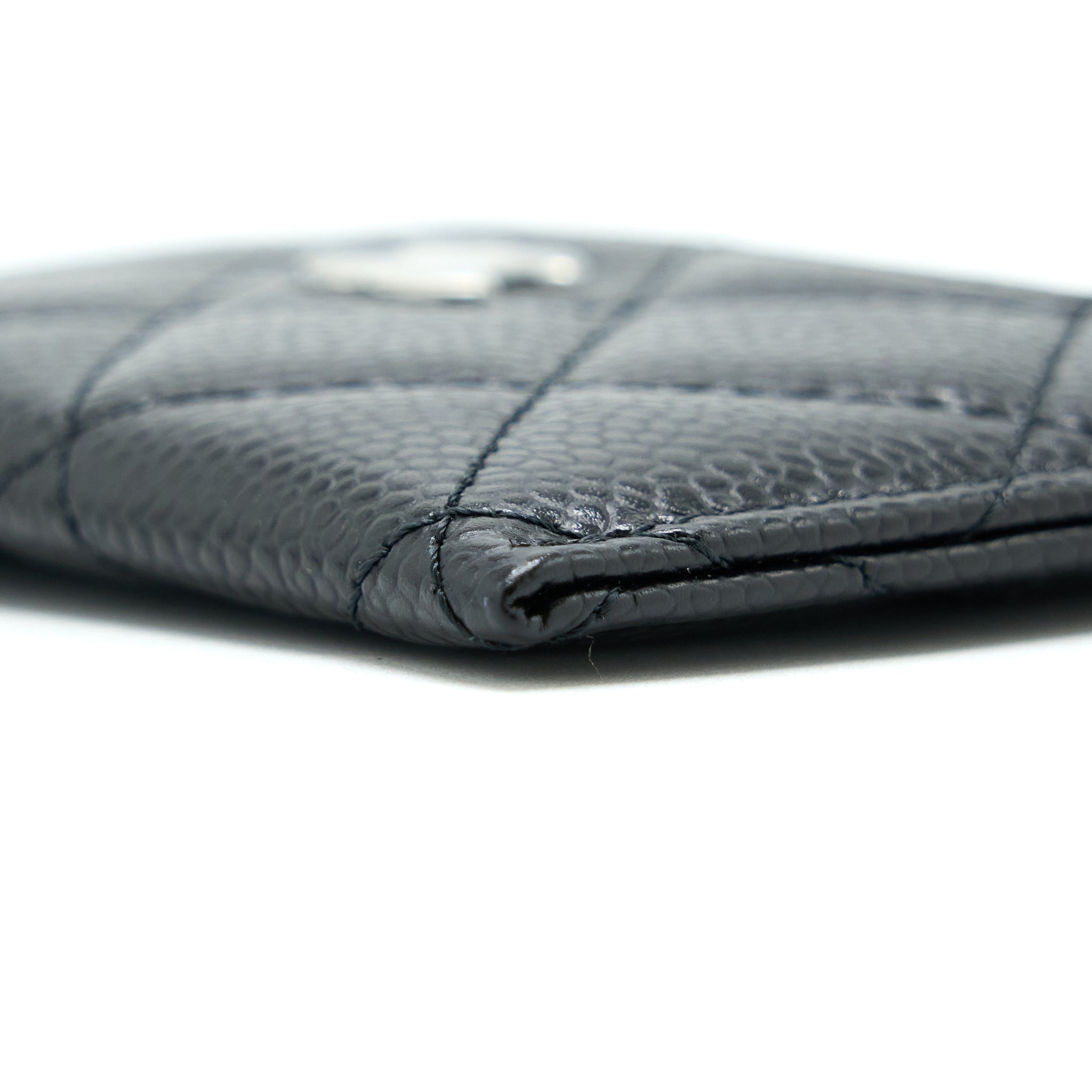 chanel-classic-card-holder-caviar-black-shw