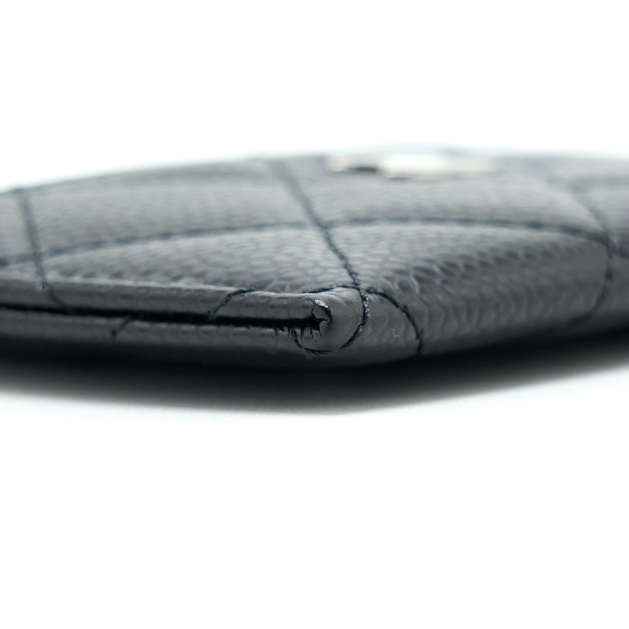 chanel-classic-card-holder-caviar-black-shw