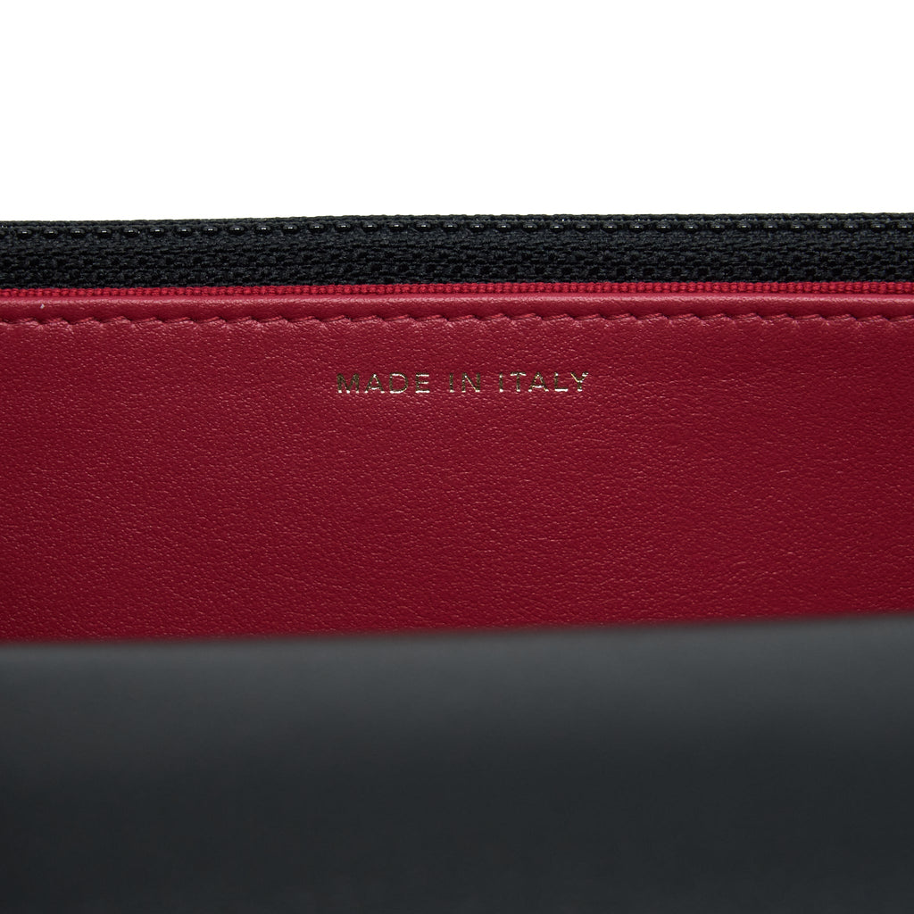 chanel-19-wallet-on-chain-lambskin-black-with-multicolour-hardware-microchip