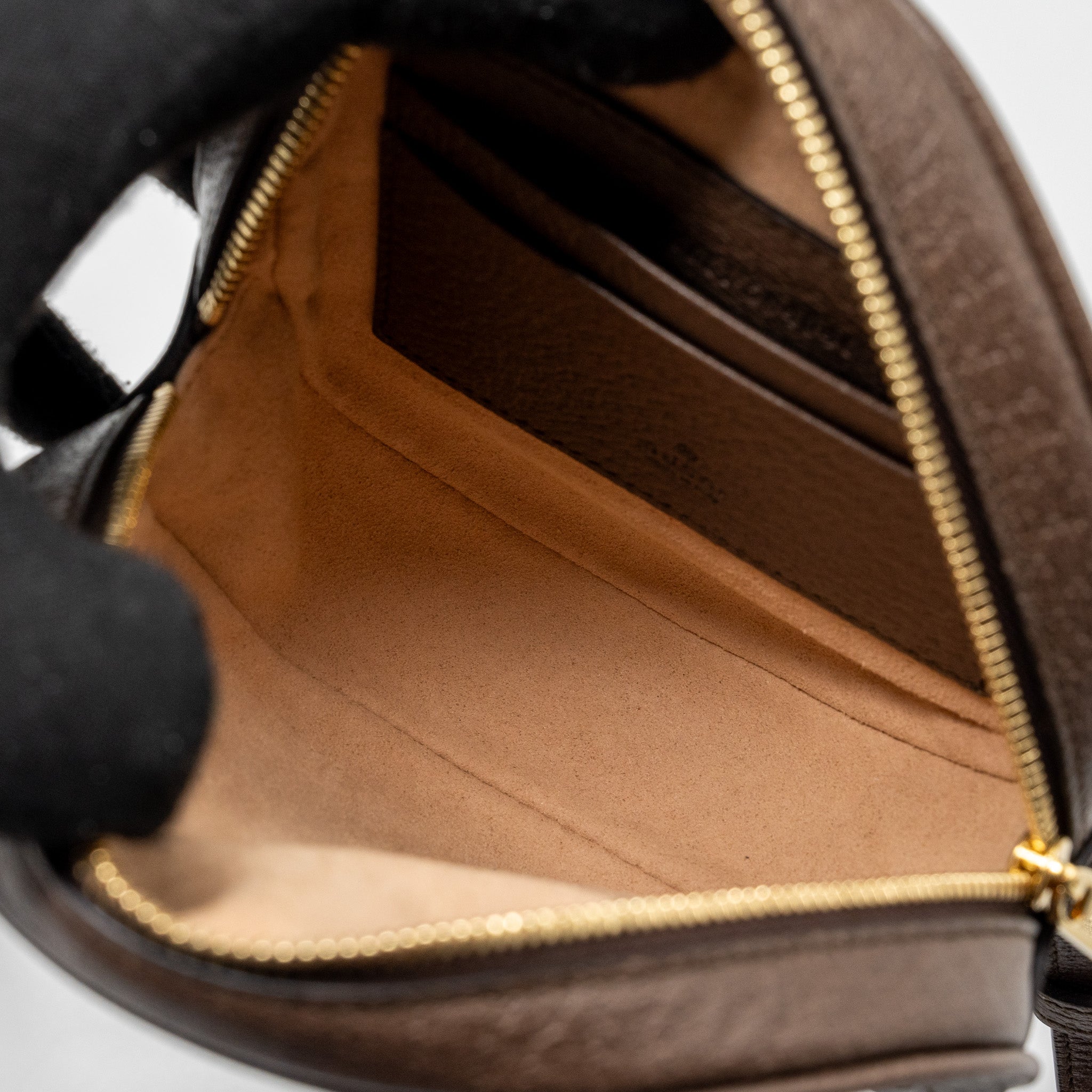 gucci-round-ophidia-backpack-gg-supreme-canvas-ghw