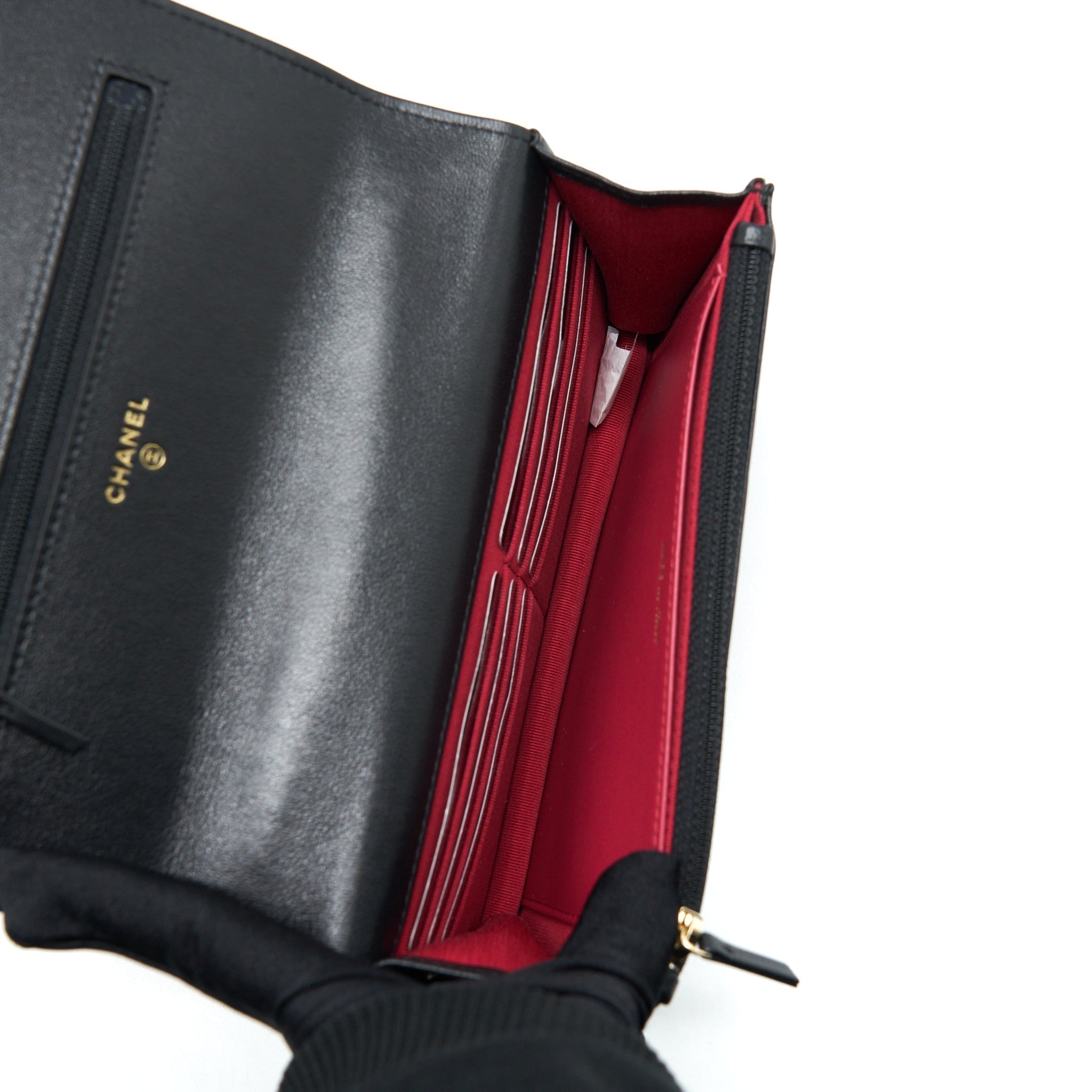 chanel-19-wallet-on-chain-lambskin-black-with-multicolour-hardware-microchip