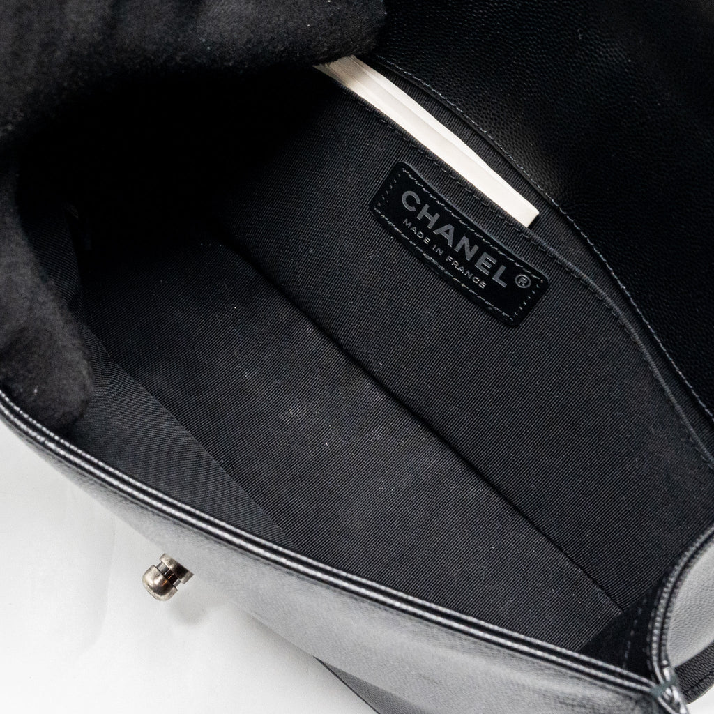 chanel-medium-boy-bag-caviar-black-ruthenium-shw