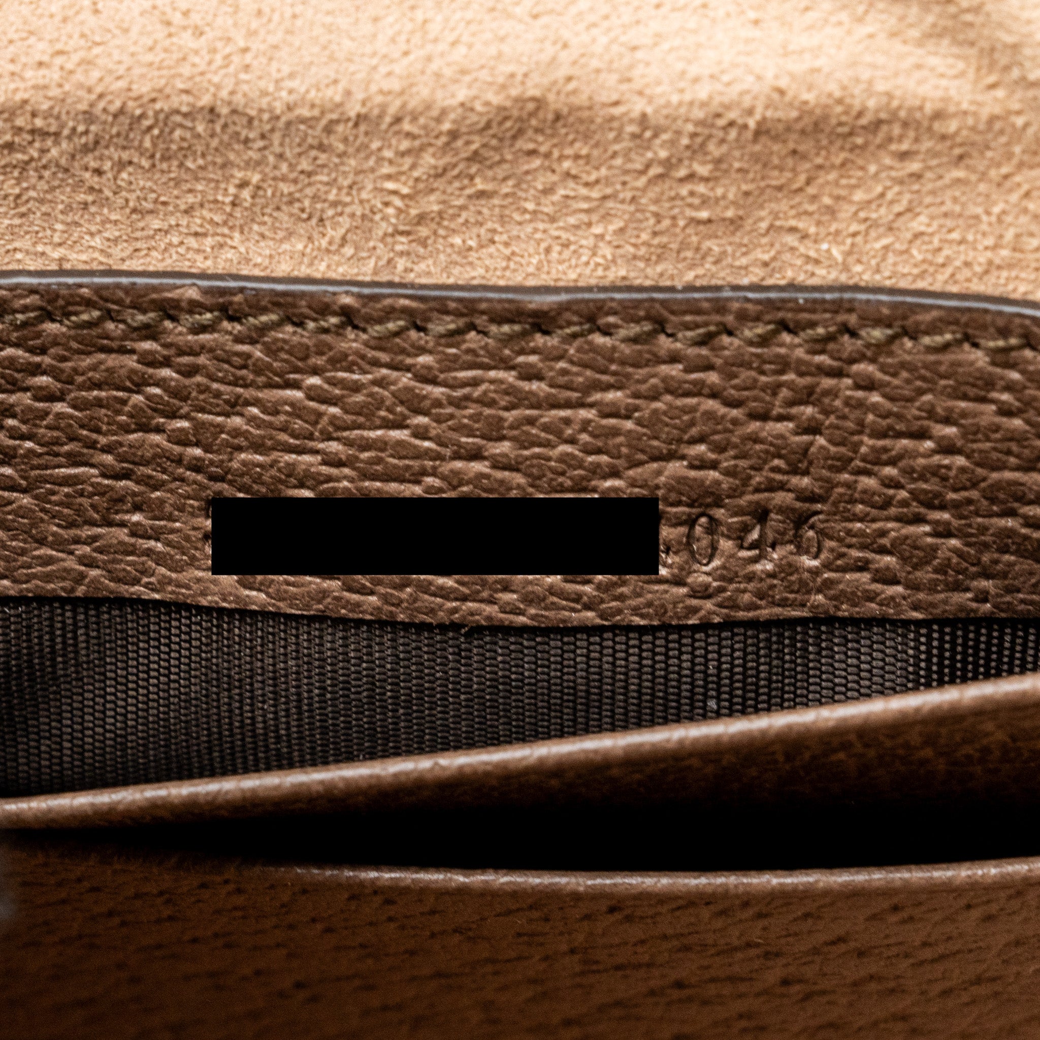 gucci-round-ophidia-backpack-gg-supreme-canvas-ghw
