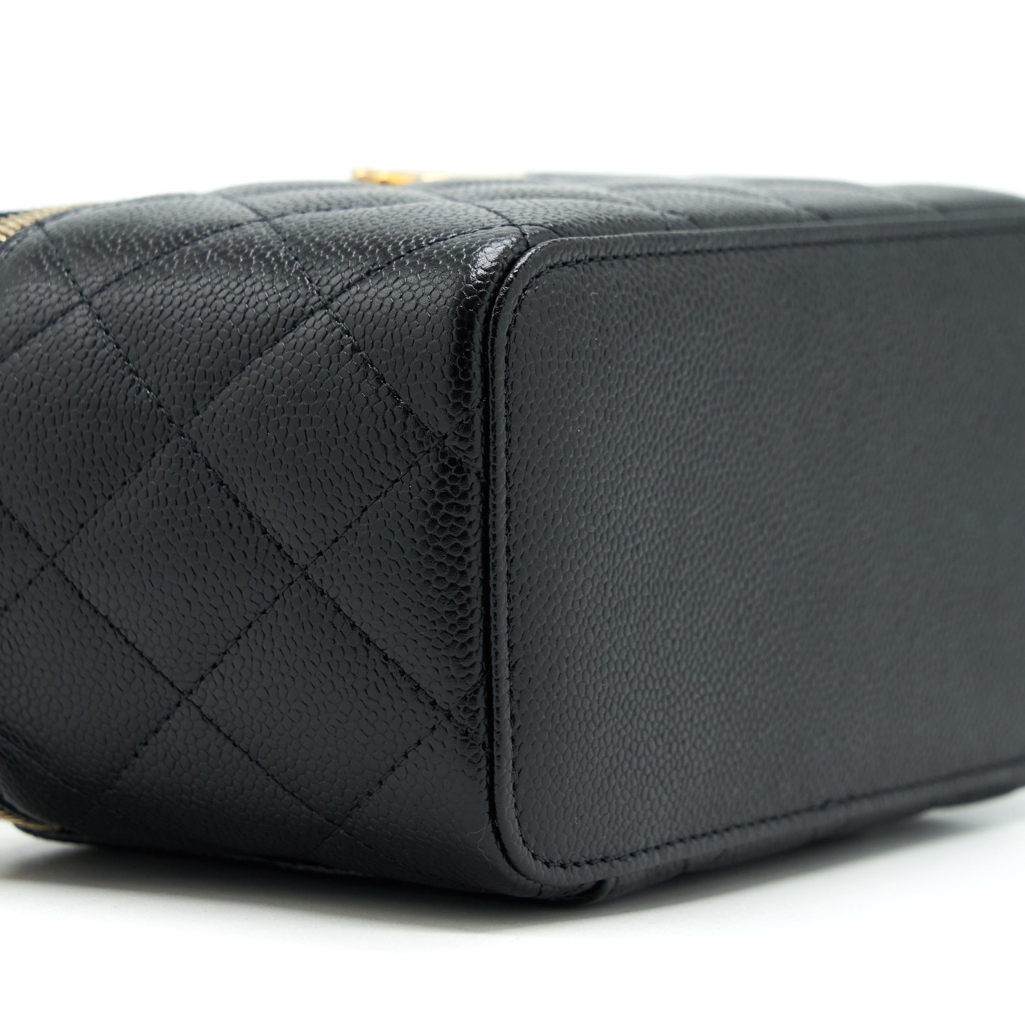 chanel-22s-letter-top-handle-long-vanity-caviar-black-ghw