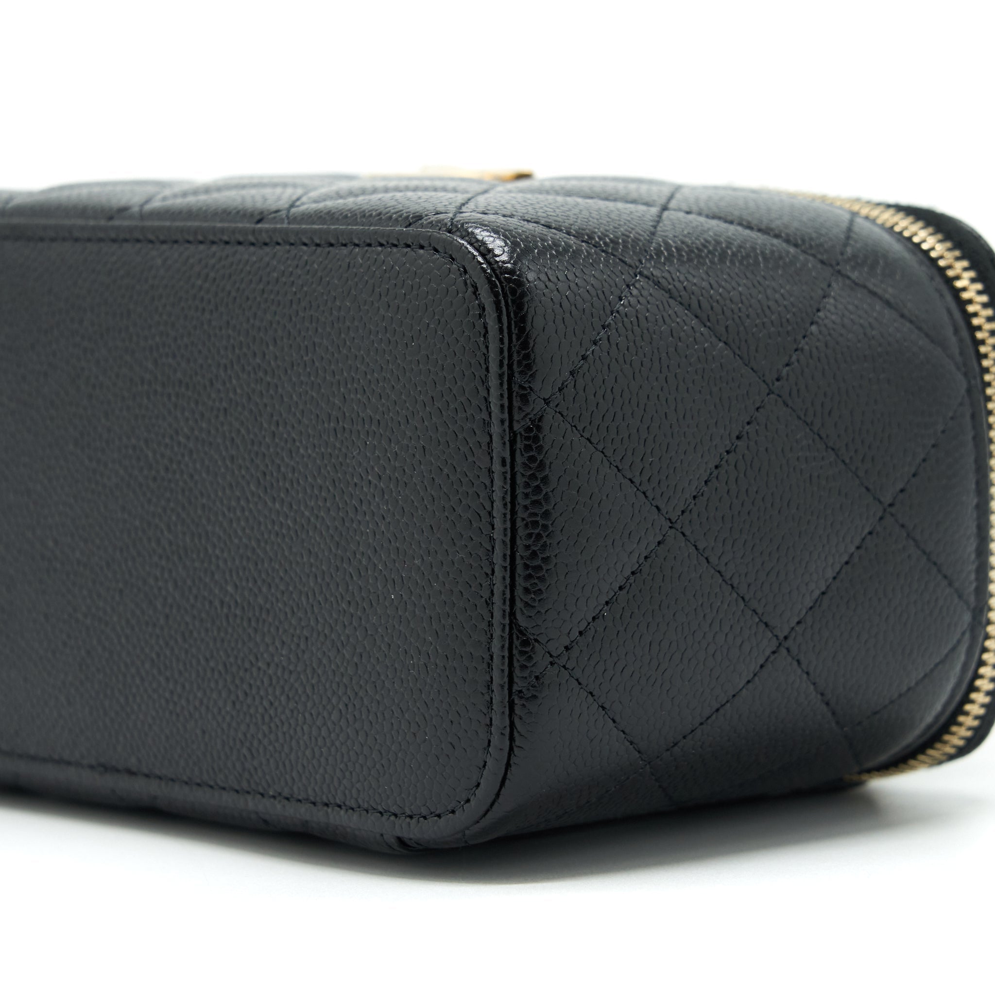 chanel-22s-letter-top-handle-long-vanity-caviar-black-ghw