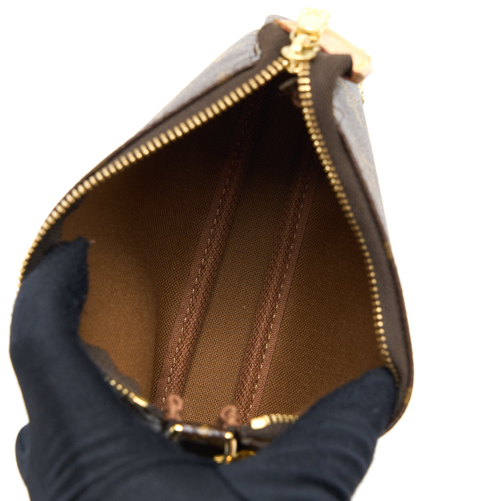 louis-vuitton-mini-pochette-accessories-monogram-canvas-ghw-4