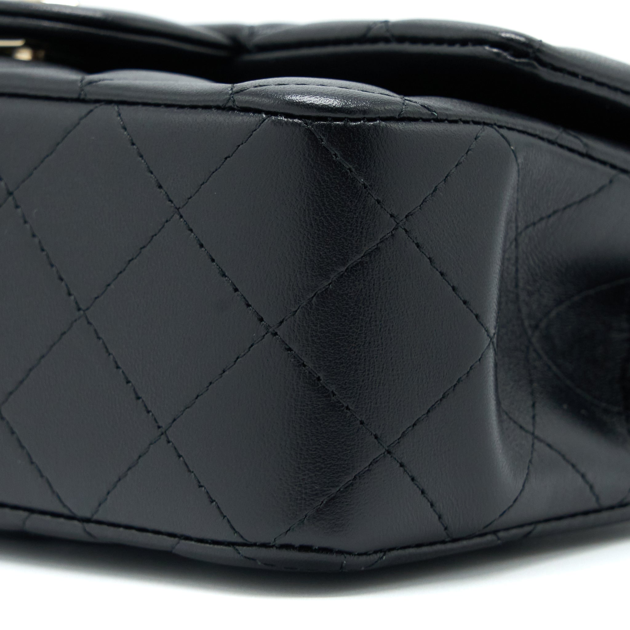 chanel-top-handle-mini-rectangular-flap-bag-lambskin-black-lgwh-microchip
