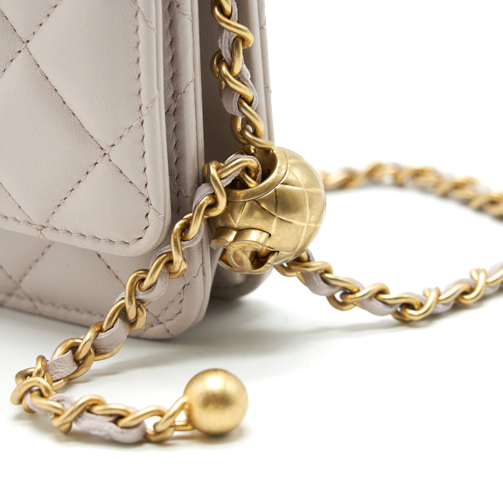chanel-21b-light-purple-pearl-crush-wallet-on-chain-ghw