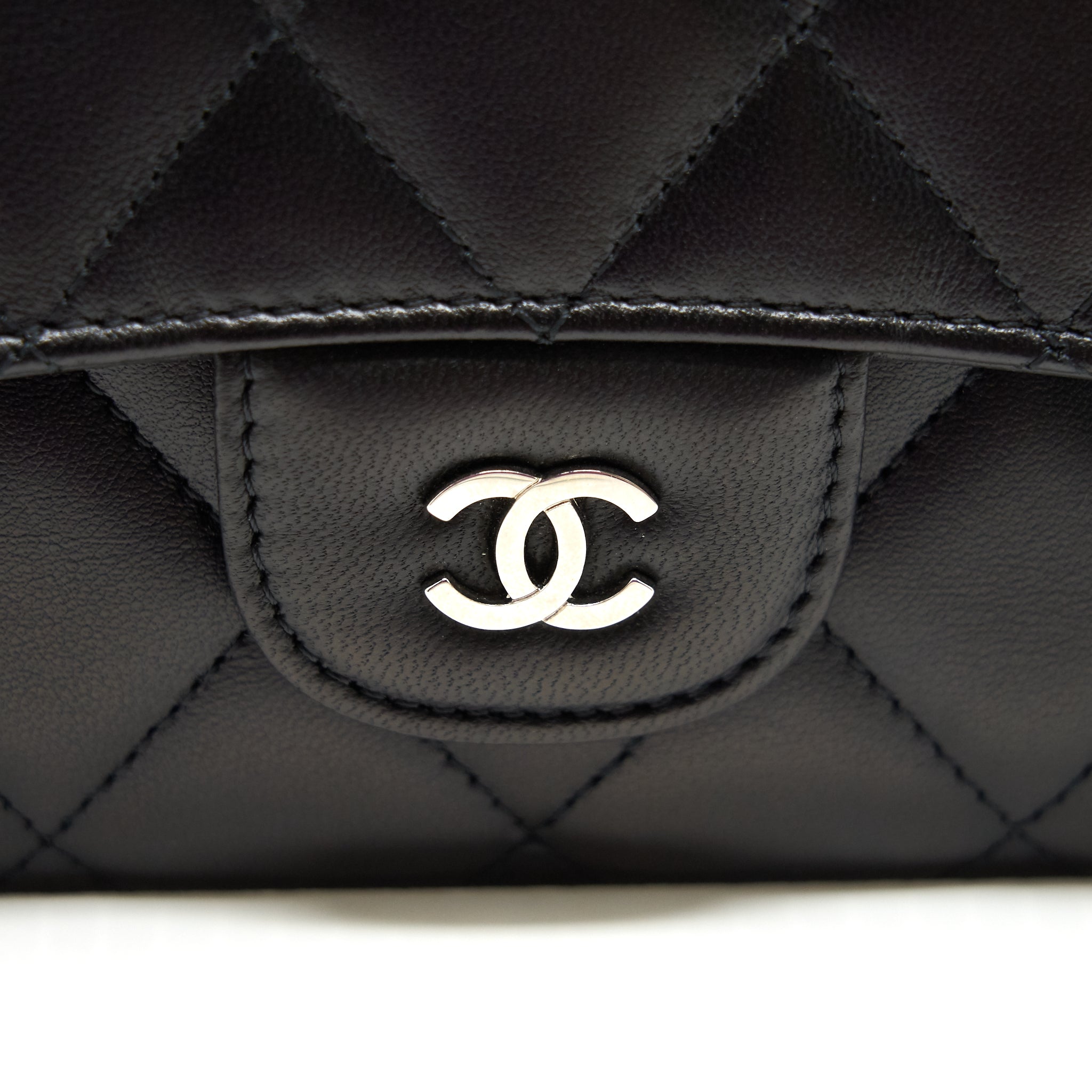 chanel-classic-flap-wallet-lambskin-black-shw
