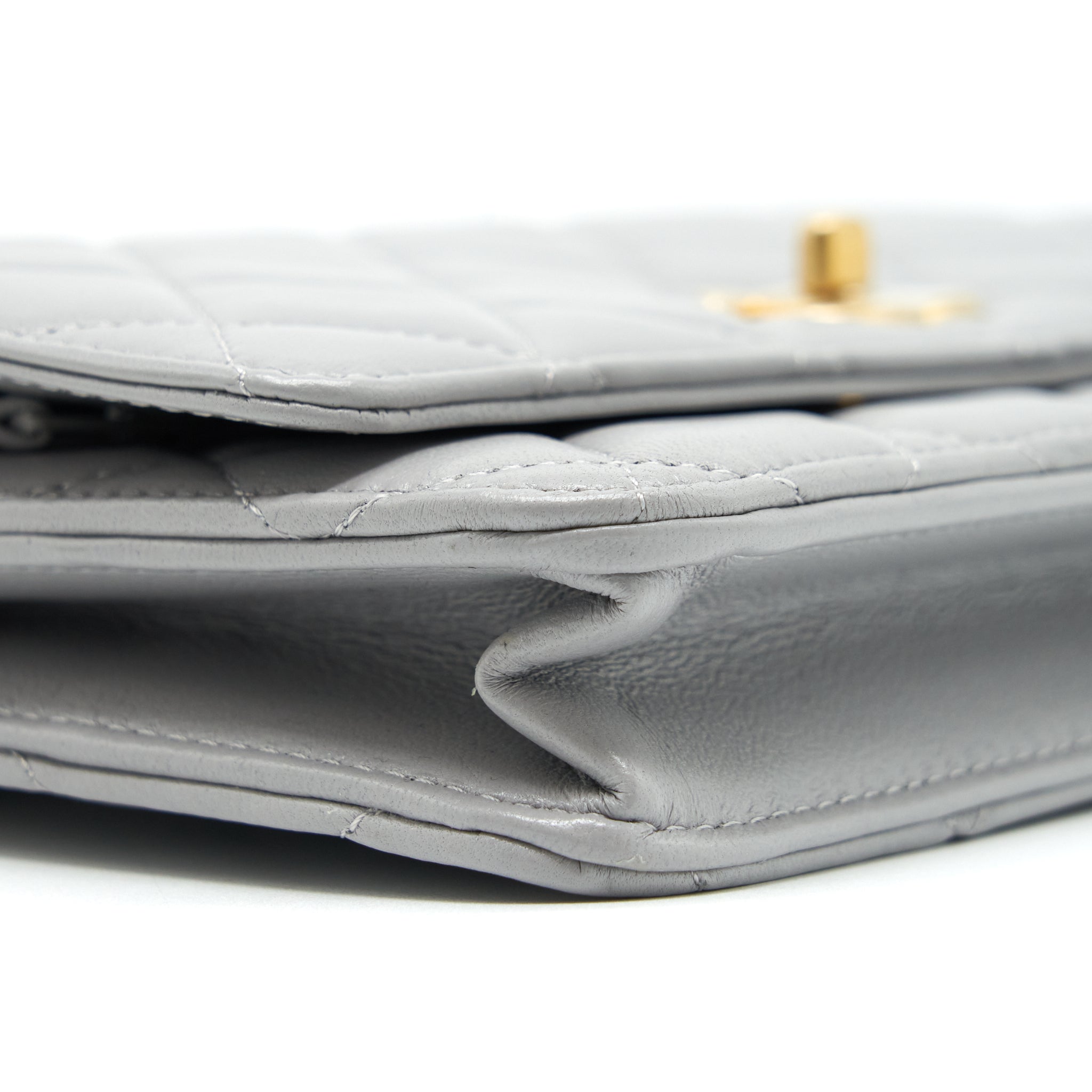 chanel-pearl-crush-wallet-on-chain-grey-brushed-ghw-microchip