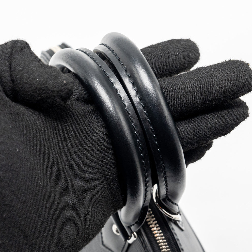 louis-vuitton-alma-bb-epi-leather-black-shw