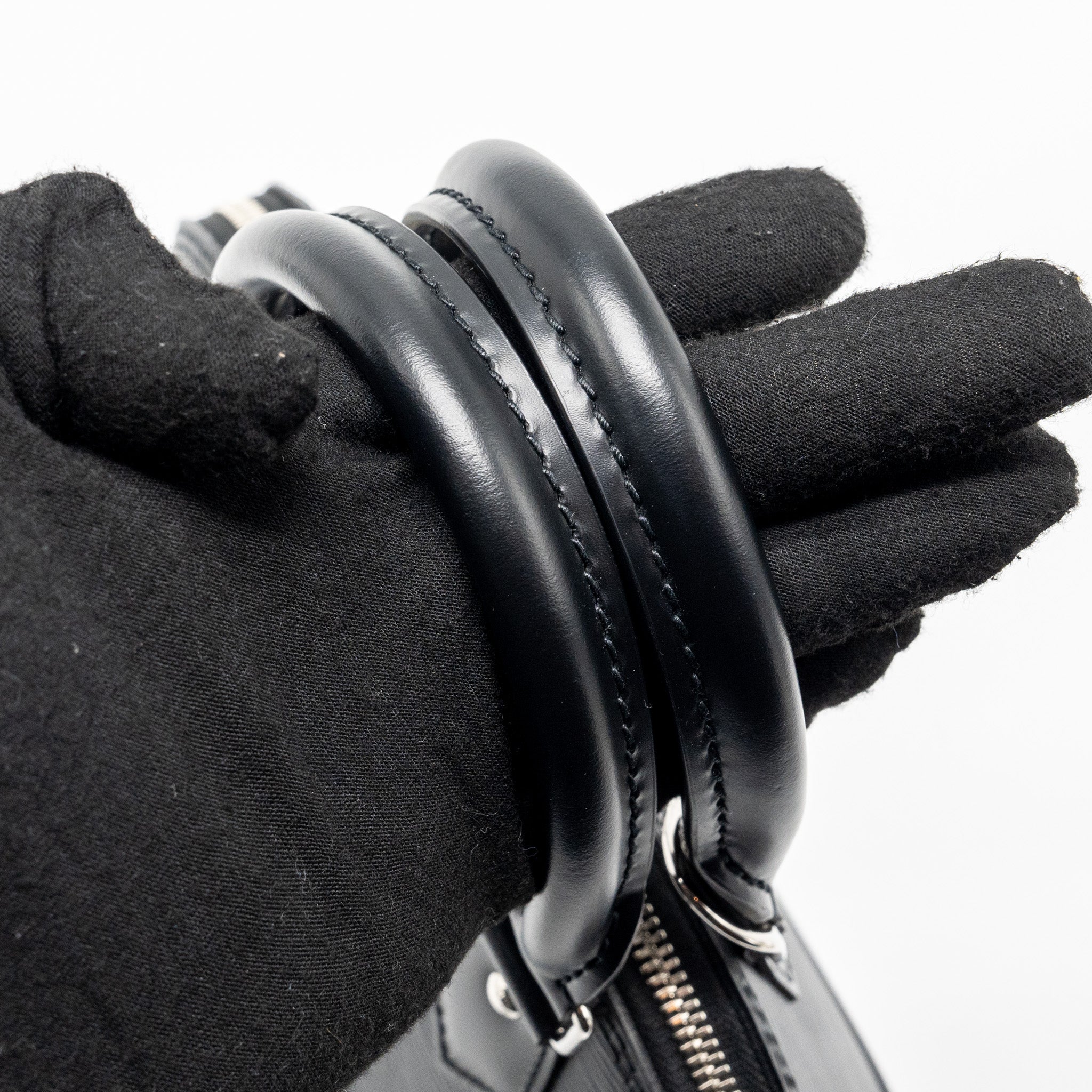 louis-vuitton-alma-bb-epi-leather-black-shw