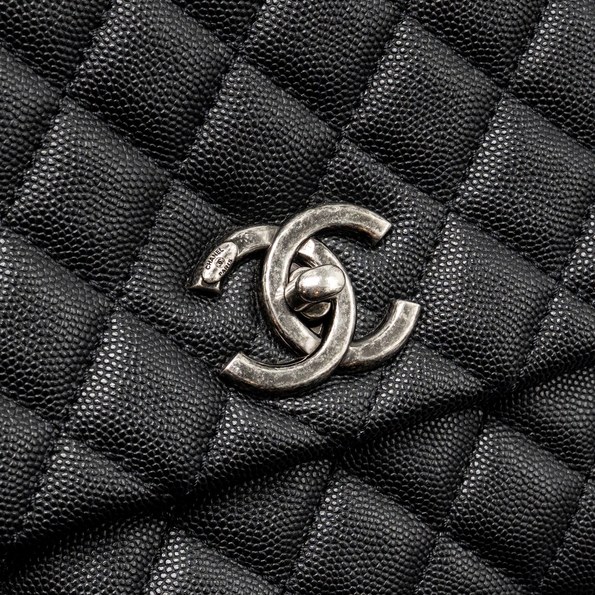 chanel-medium-coco-handle-caviar-lizard-handle-black-burgundy-ruthenium-hardware-1
