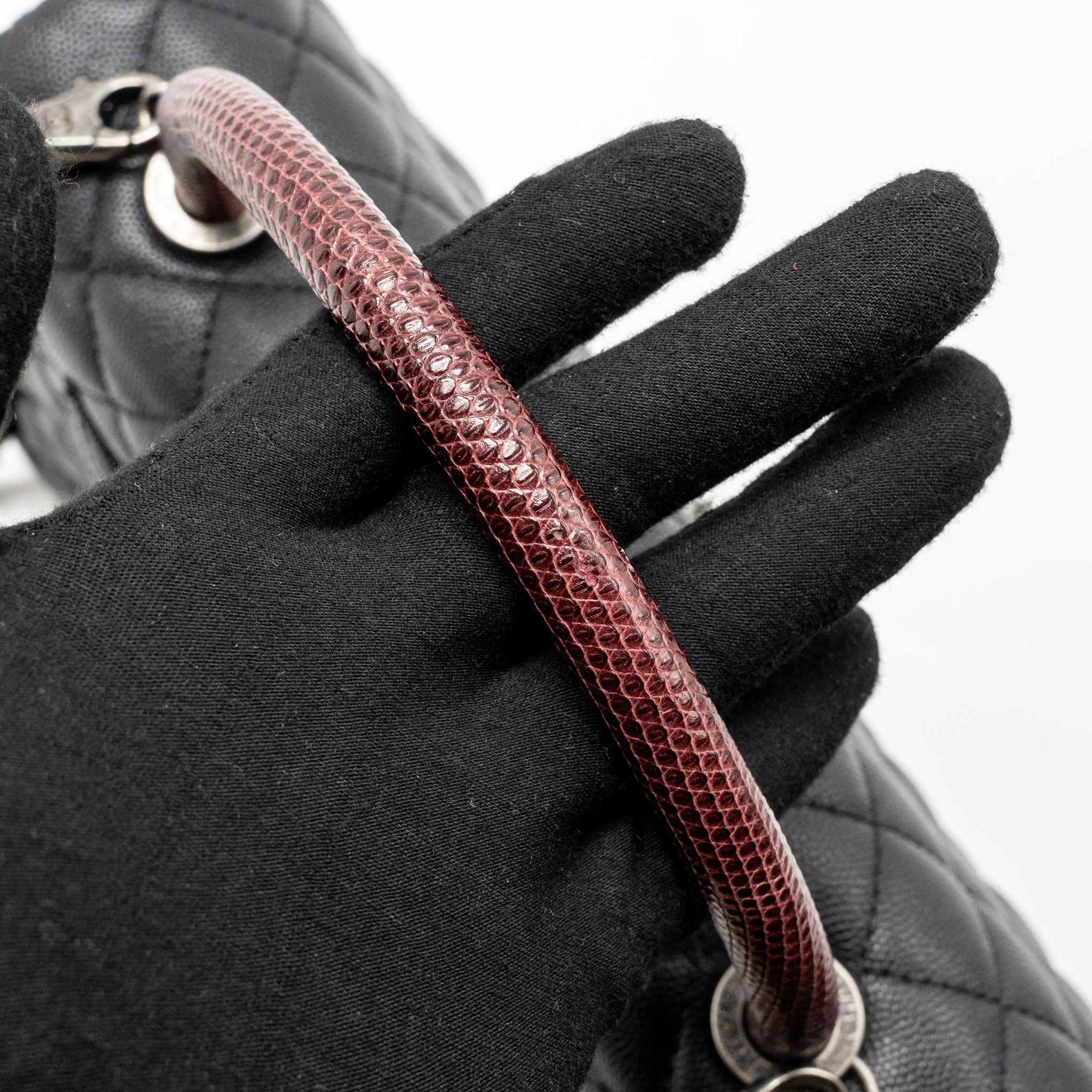 chanel-medium-coco-handle-caviar-lizard-handle-black-burgundy-ruthenium-hardware-1
