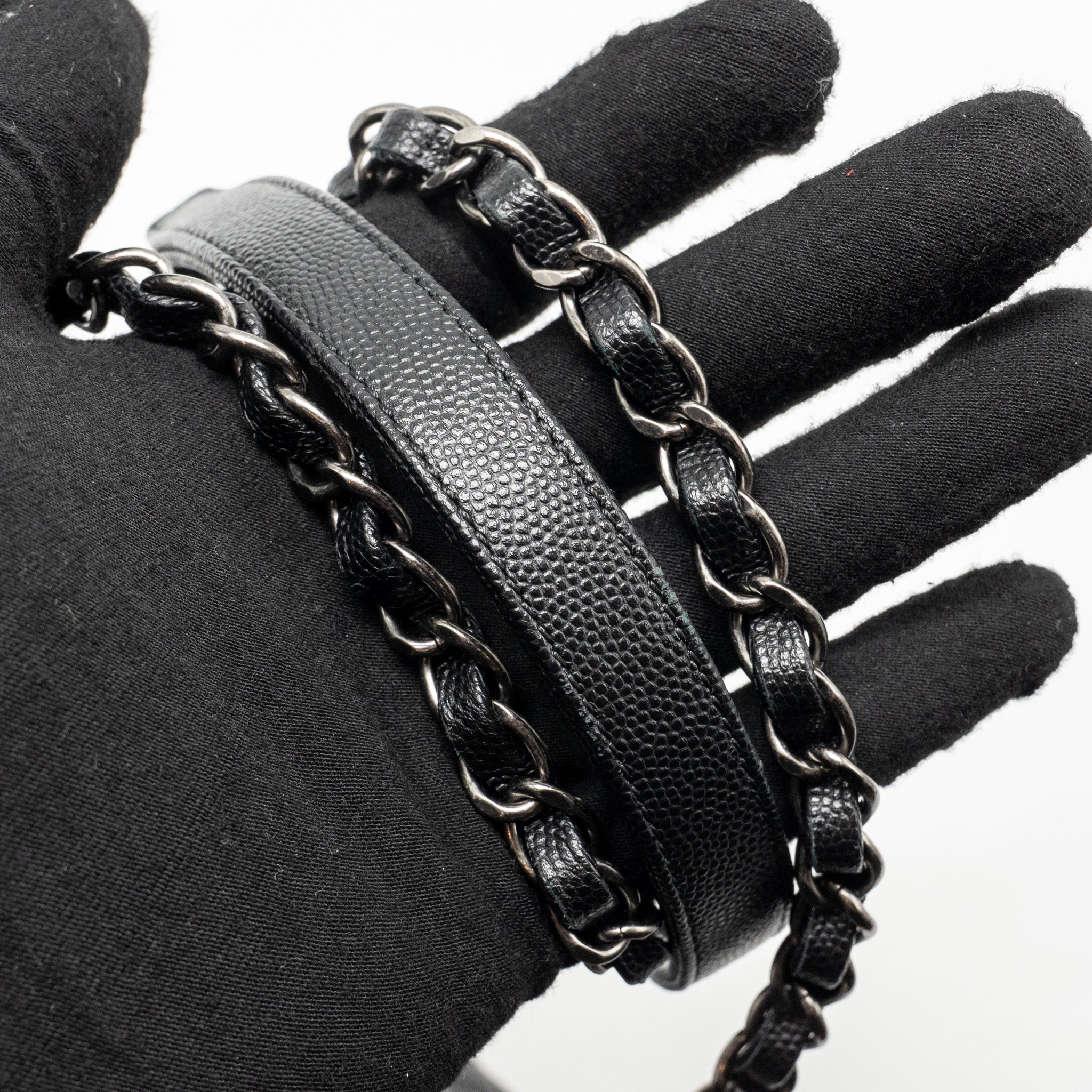 chanel-medium-coco-handle-caviar-lizard-handle-black-burgundy-ruthenium-hardware-1