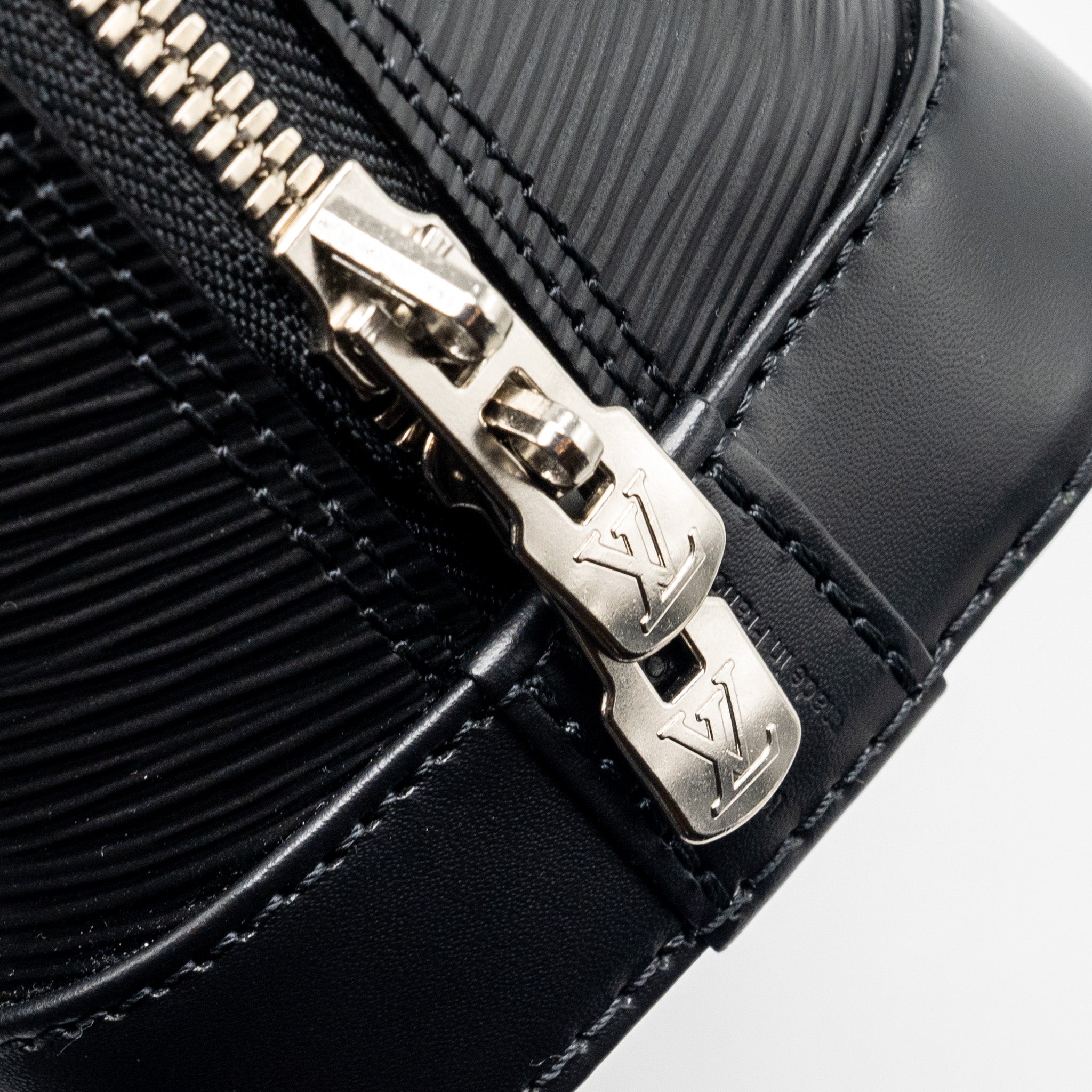 louis-vuitton-alma-bb-epi-leather-black-shw