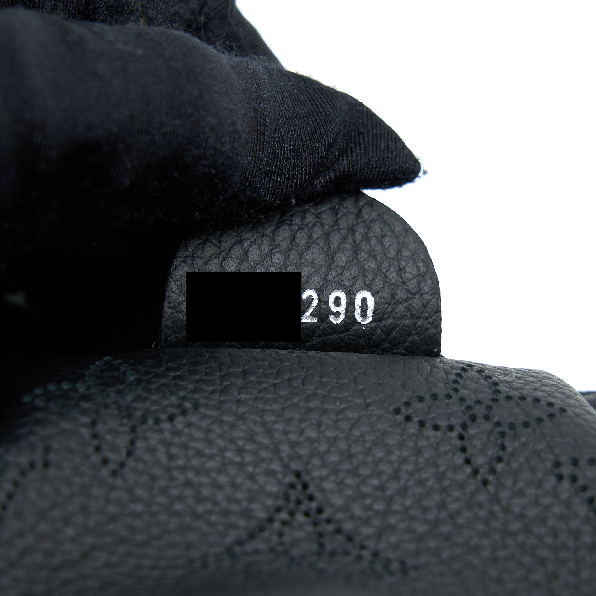 louis-vuitton-scala-mini-pouch-calfskin-black-shw