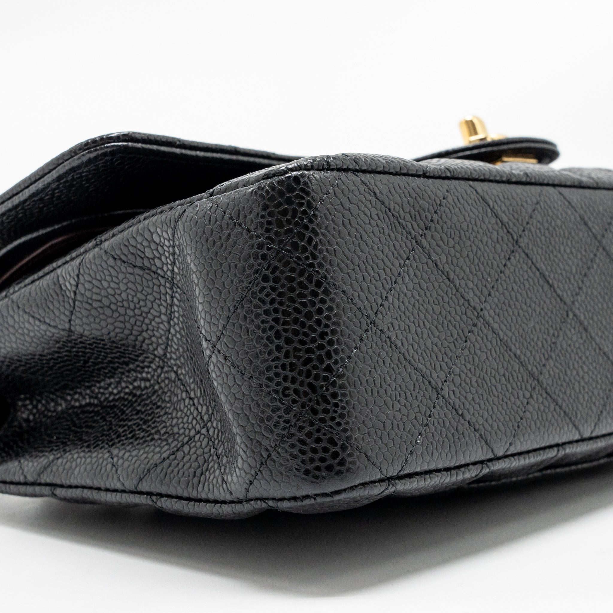 chanel-black-ghw