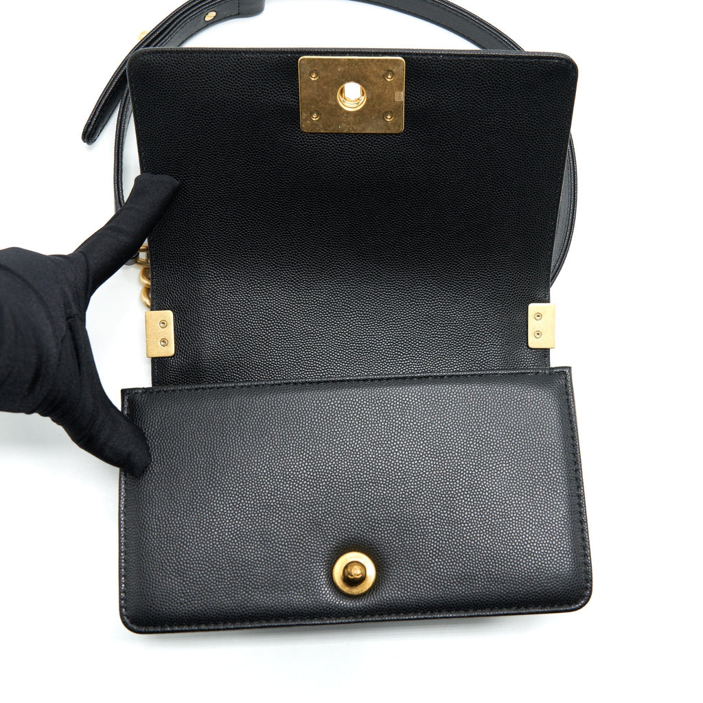 chanel-small-boy-bag-caviar-black-brushed-ghw-microchip-1