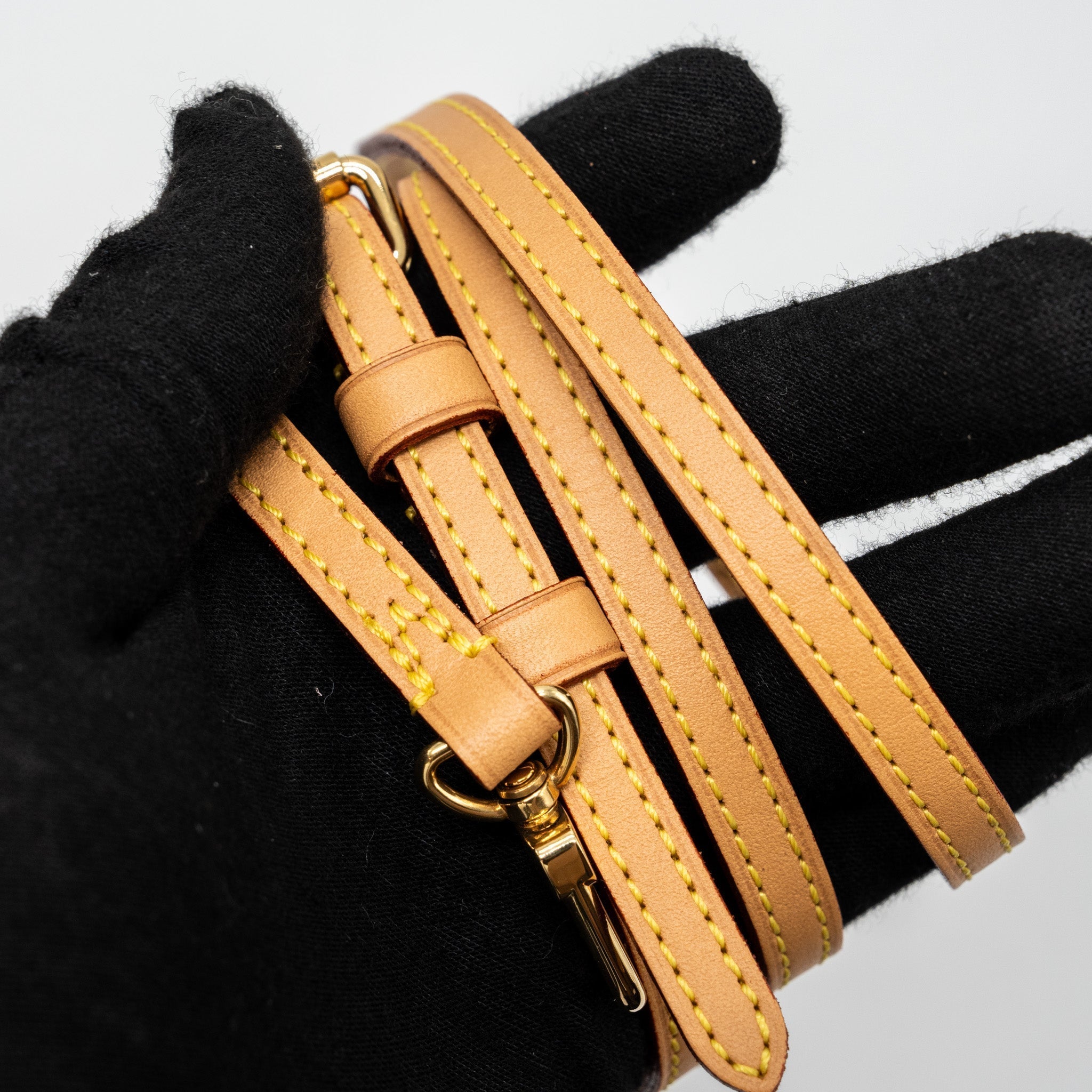 louis-vuitton-petit-boite-chapeau-monogram-canvas-with-ghw