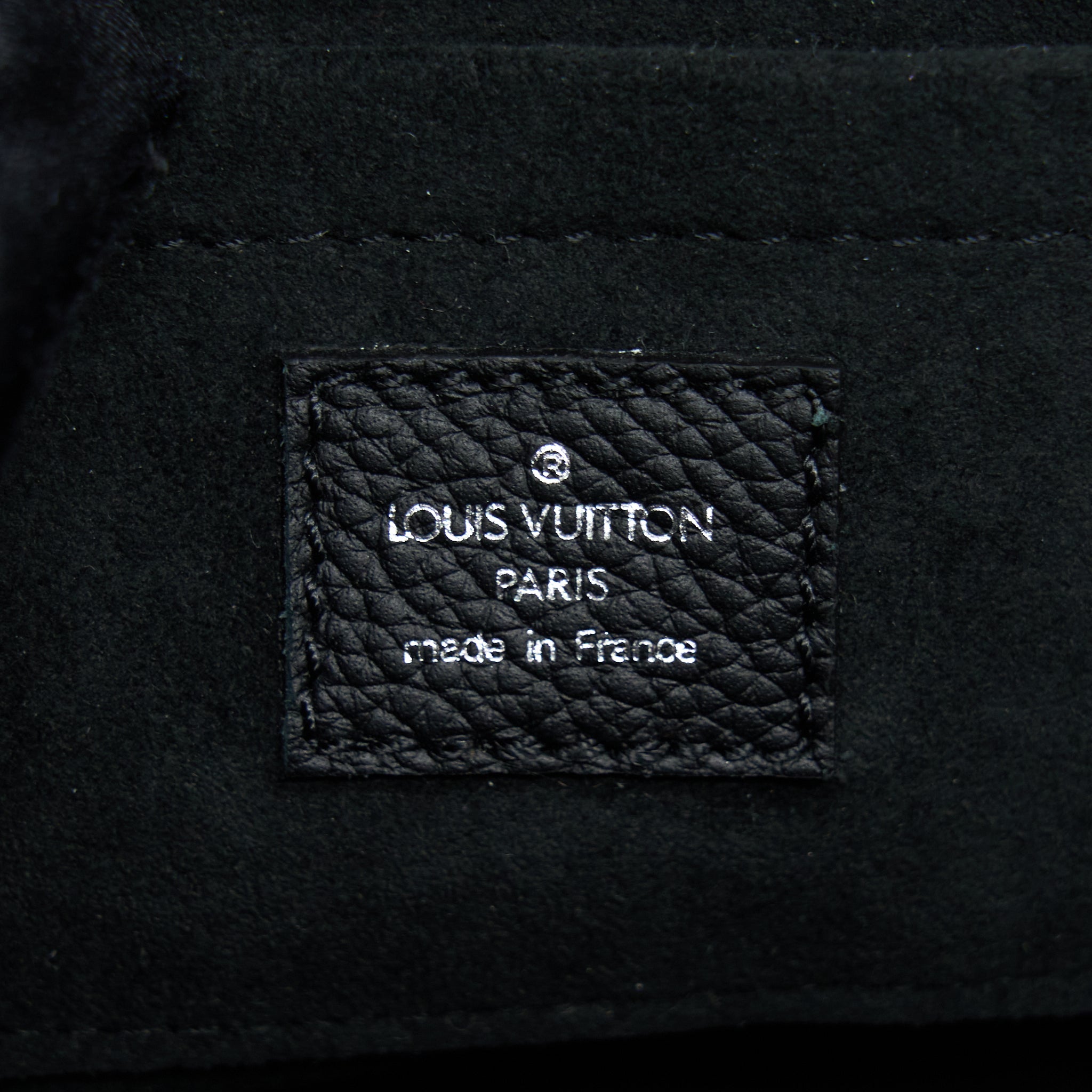 louis-vuitton-scala-mini-pouch-calfskin-black-shw