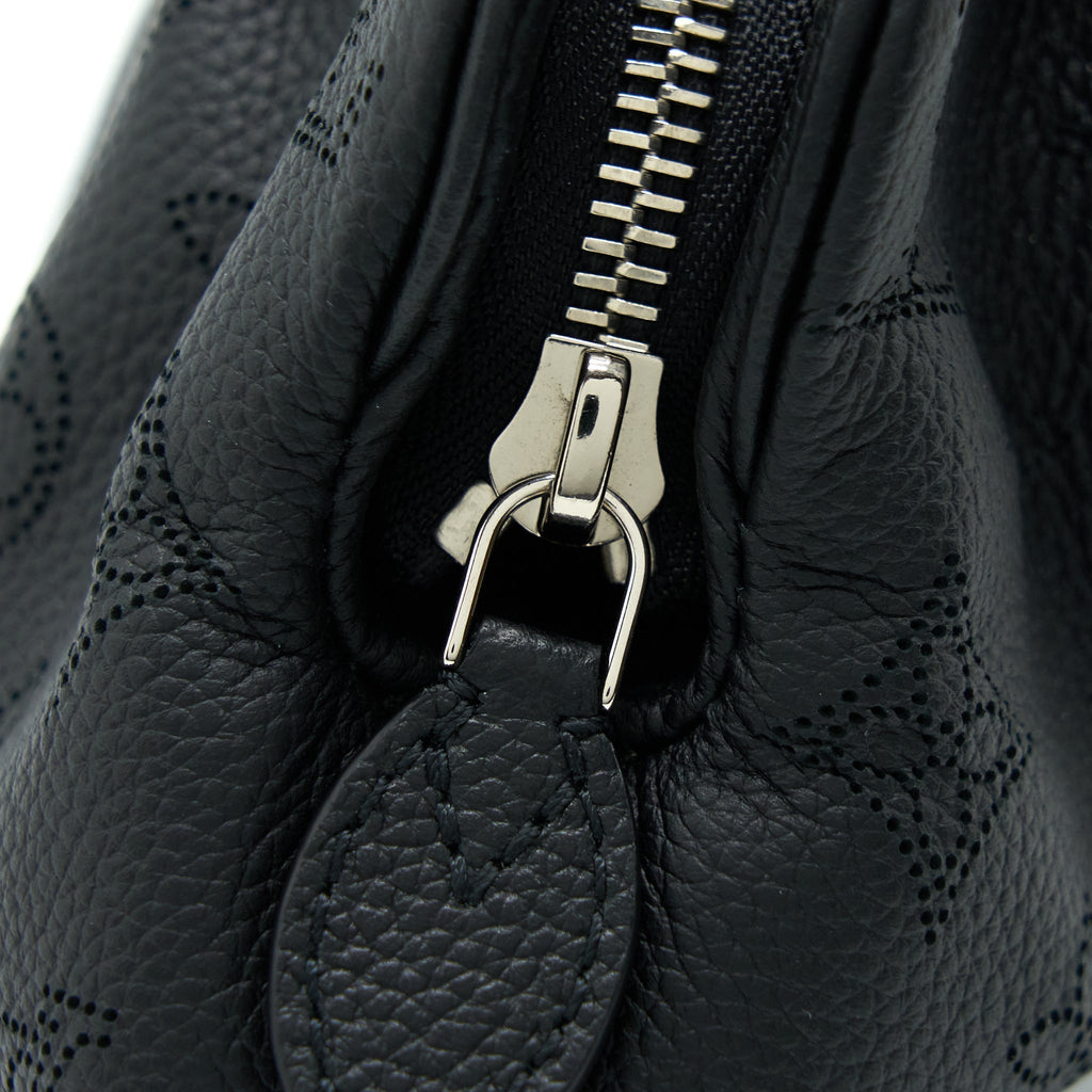louis-vuitton-scala-mini-pouch-calfskin-black-shw