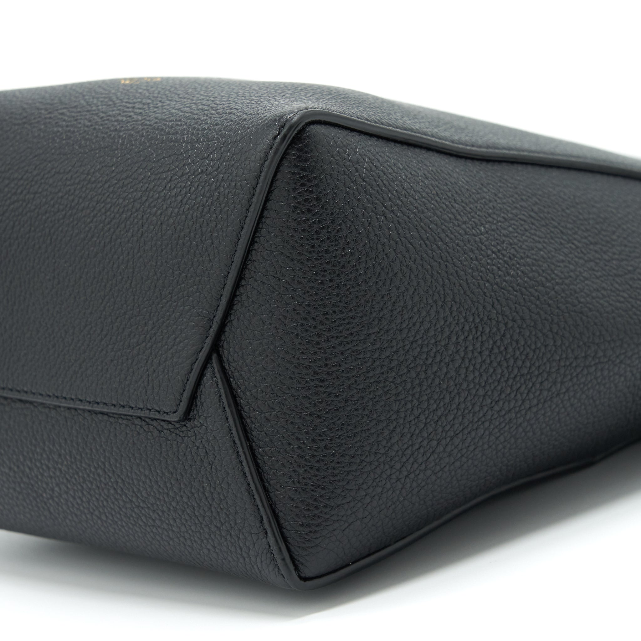 celine-small-sangle-bucket-bag-soft-grained-calfskin-black-ghw