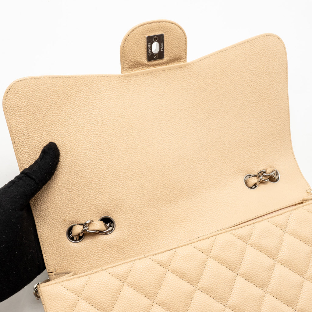 chanel-jumbo-classic-single-flap-bag-caviar-beige-shw