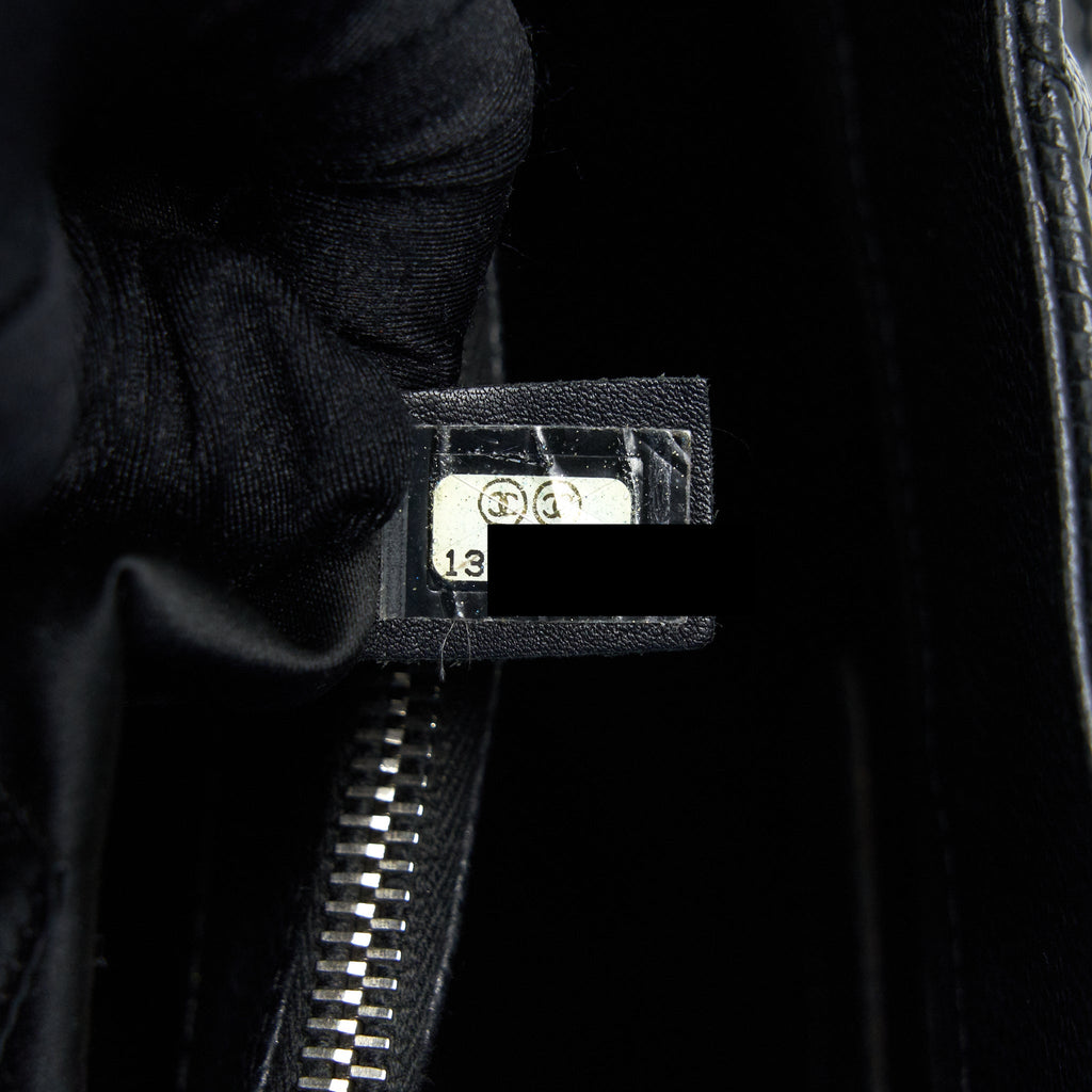 chanel-grand-shopping-tote-bag-caviar-black-shw