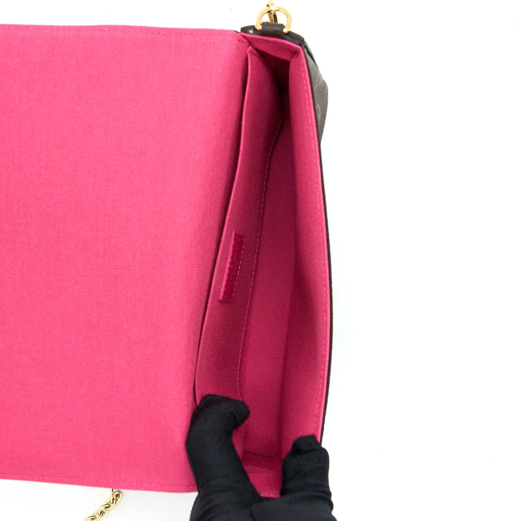 louis-vuitton-felicie-pochette-vivienne-mascot-on-hollywood-drive-monogram-canvas-ghw