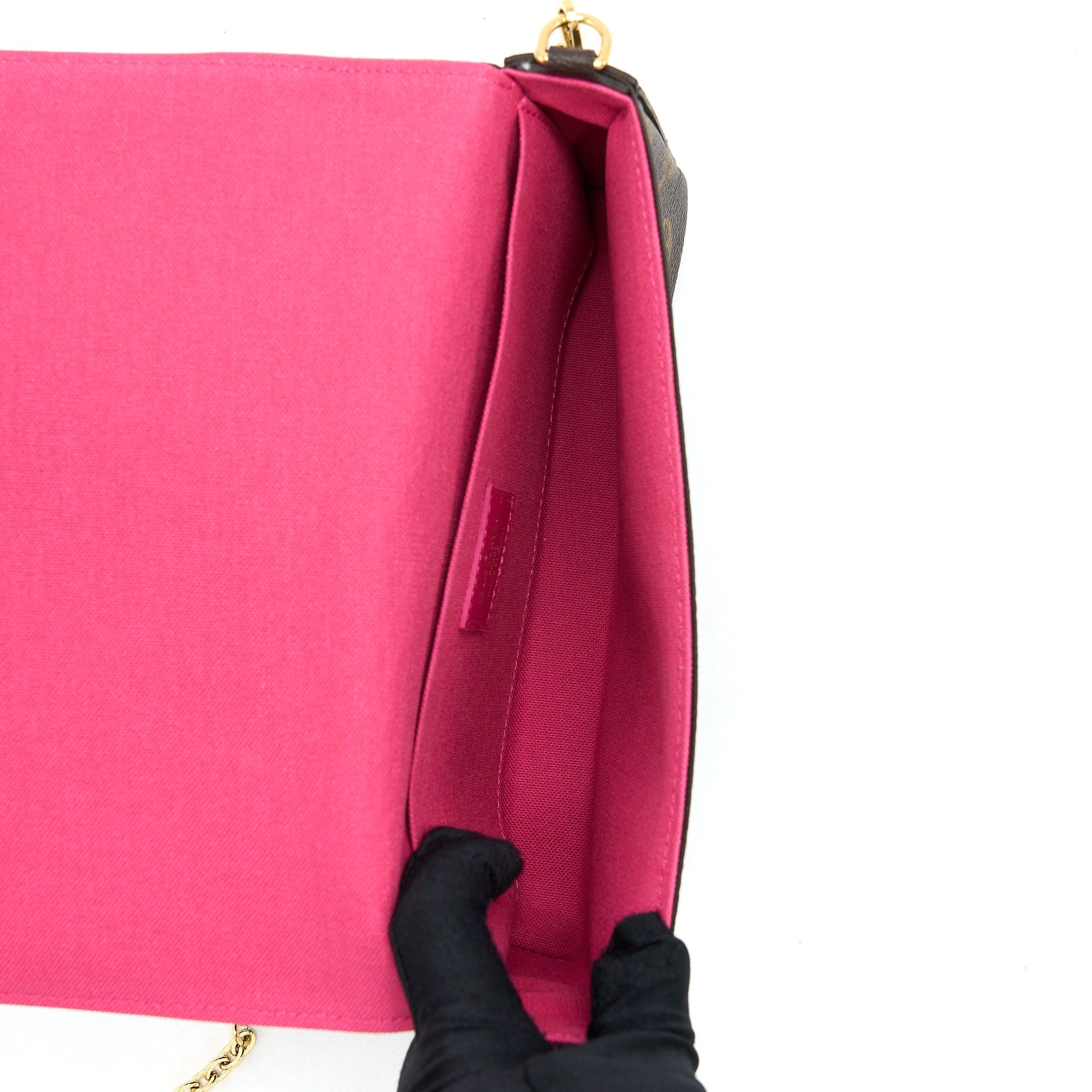 louis-vuitton-felicie-pochette-vivienne-mascot-on-hollywood-drive-monogram-canvas-ghw