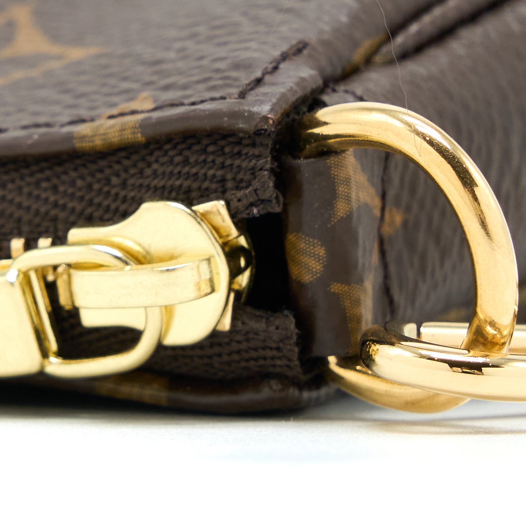 louis-vuitton-mini-pochette-monogram-canvas-ghw-5