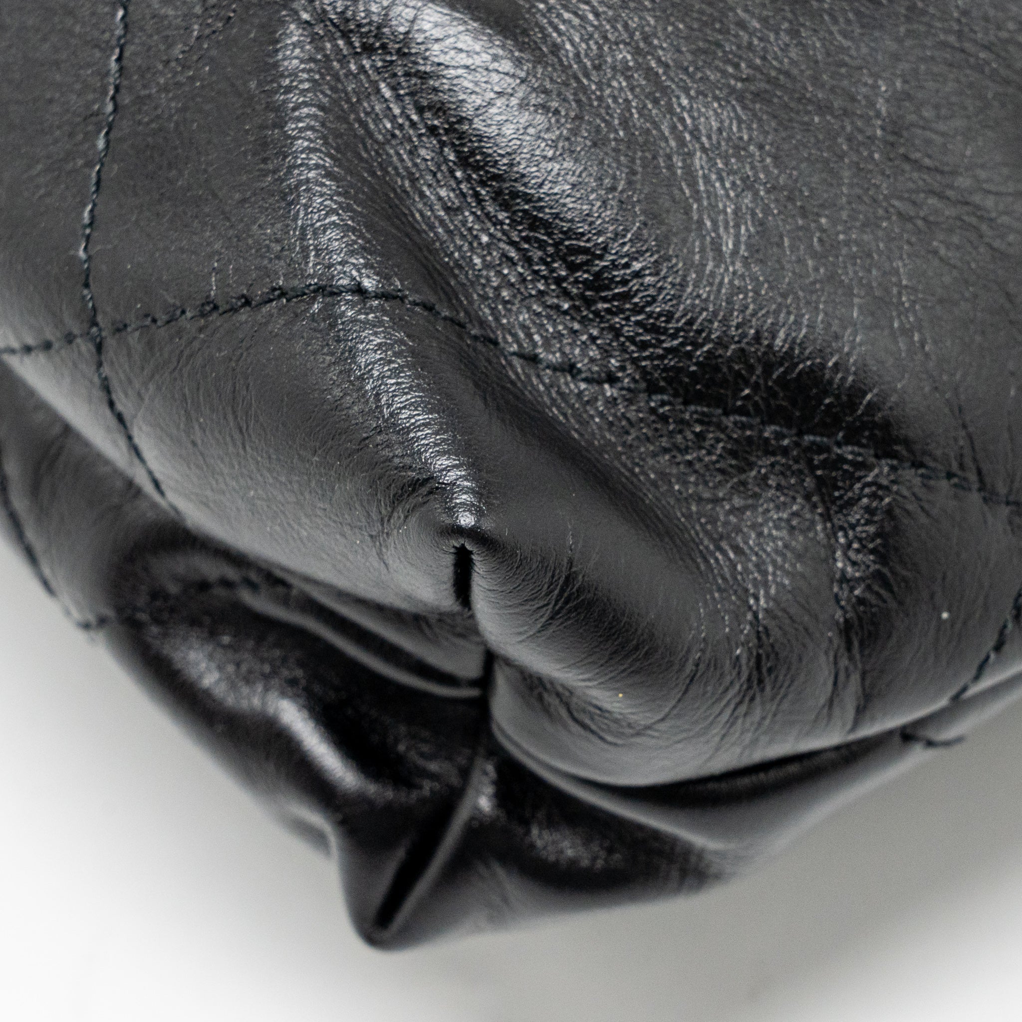 chanel-mini-22-bag-shiny-calfskin-black-ghw-microchip-copy-2