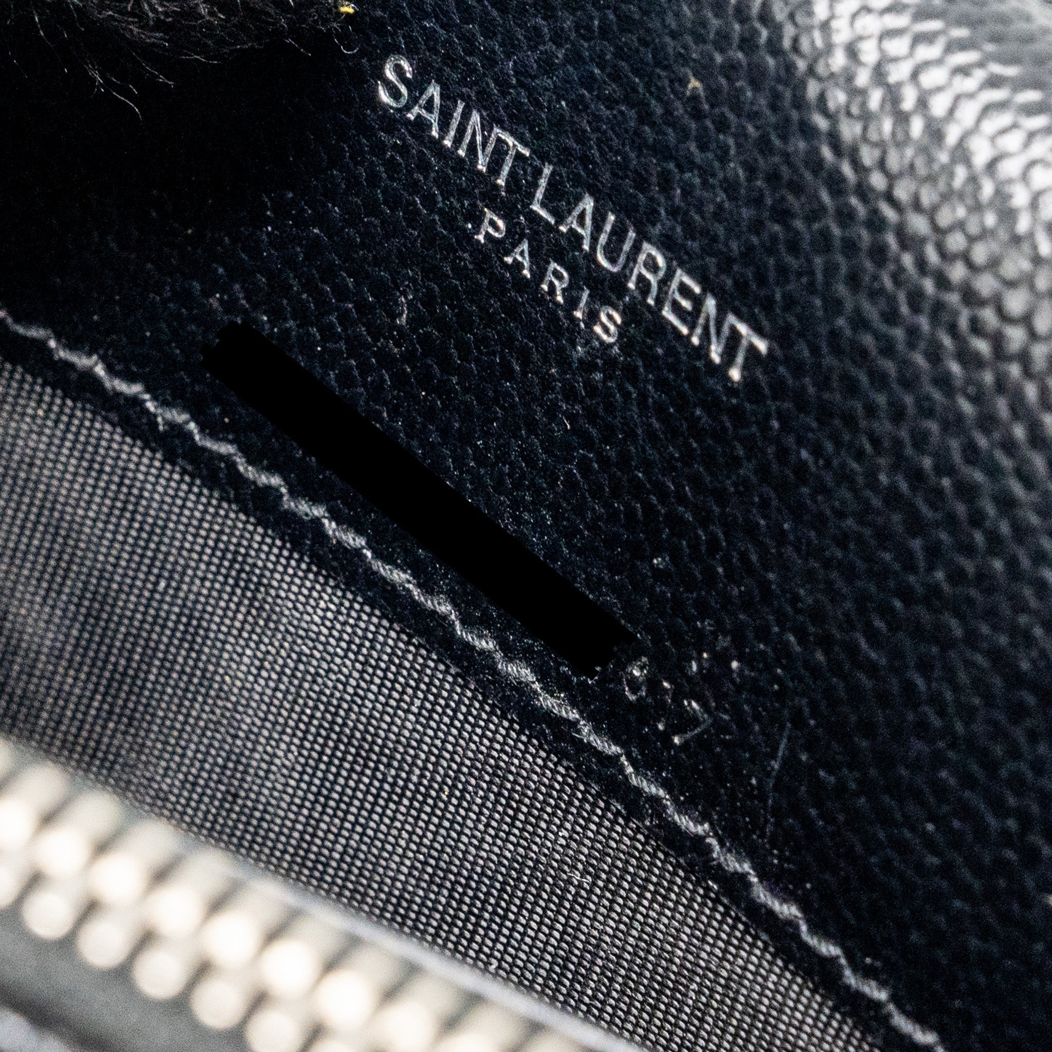 saint-laurent-envelope-wallet-on-chain-grained-calfskin-black-shw