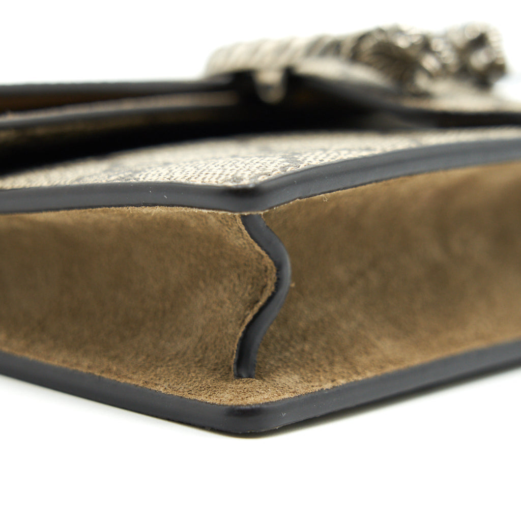 gucci-dionysus-gg-supreme-super-mini-crossbody-bag-beige