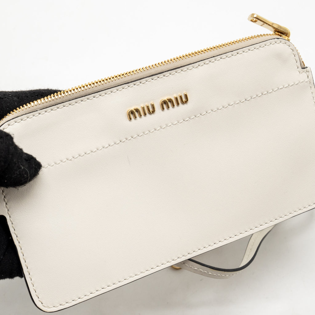 miu-miu-city-sport-bamboo-handle-bucket-bag-leather-white-ghw