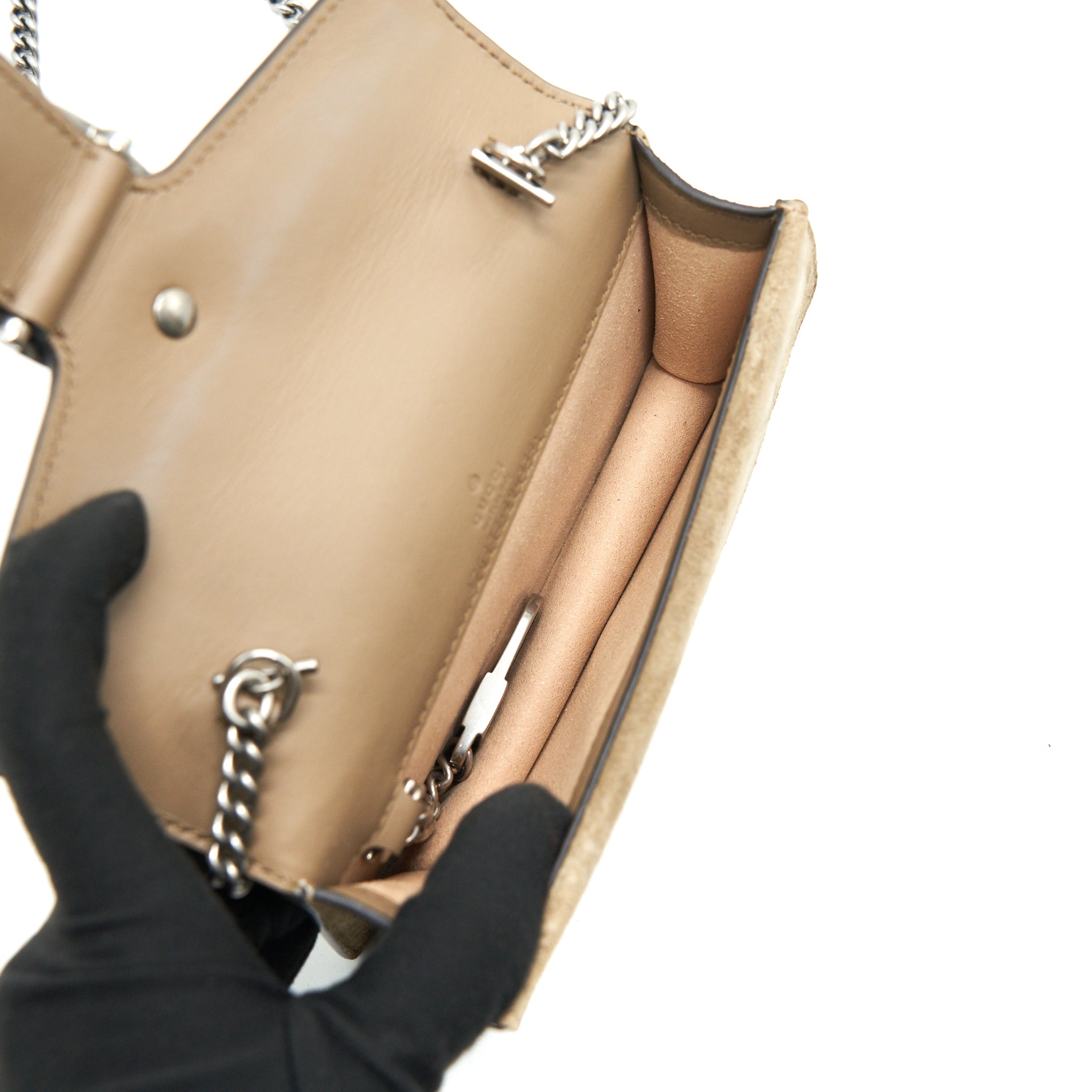 gucci-dionysus-gg-supreme-super-mini-crossbody-bag-beige